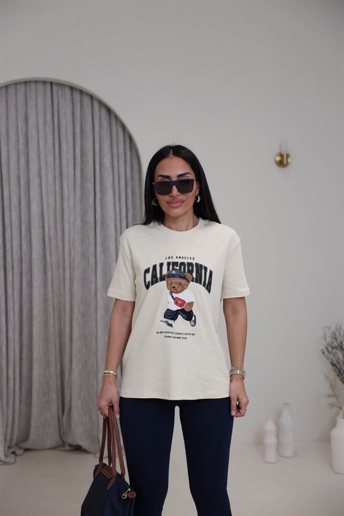 0295 Bisiklet Yaka Tedy Nakışlı Koton Tshirt BEJ