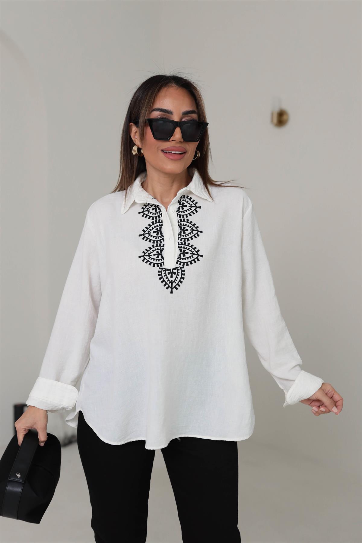 1379 Önü Nakış İşlemeli Gömlek EKRU