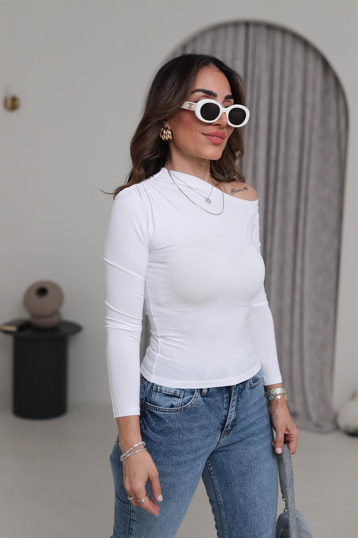 1001 Omuz Drape ve Dekolte Detaylı Bluz BEYAZ