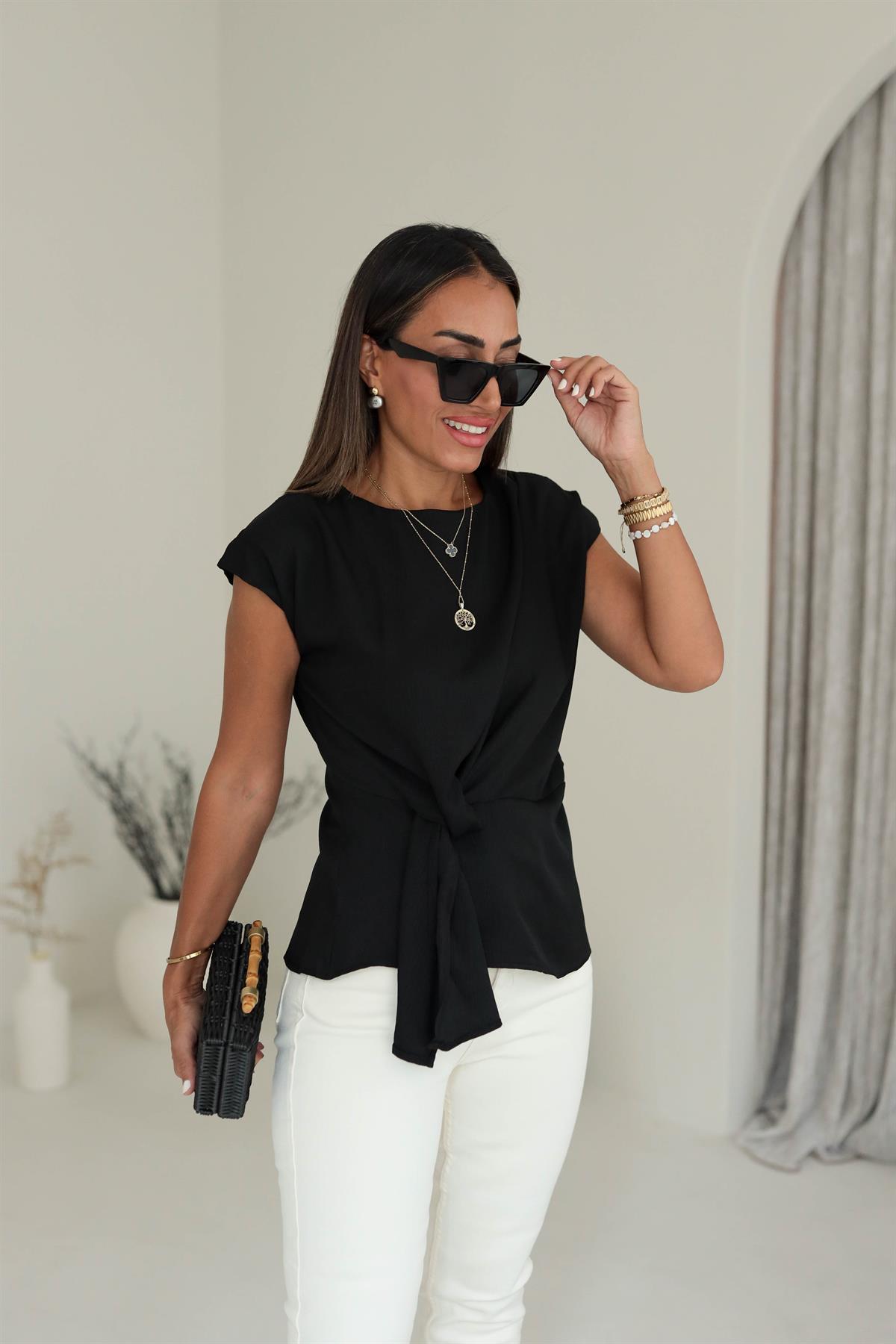 Ön Geçiş Detaylı Bluz