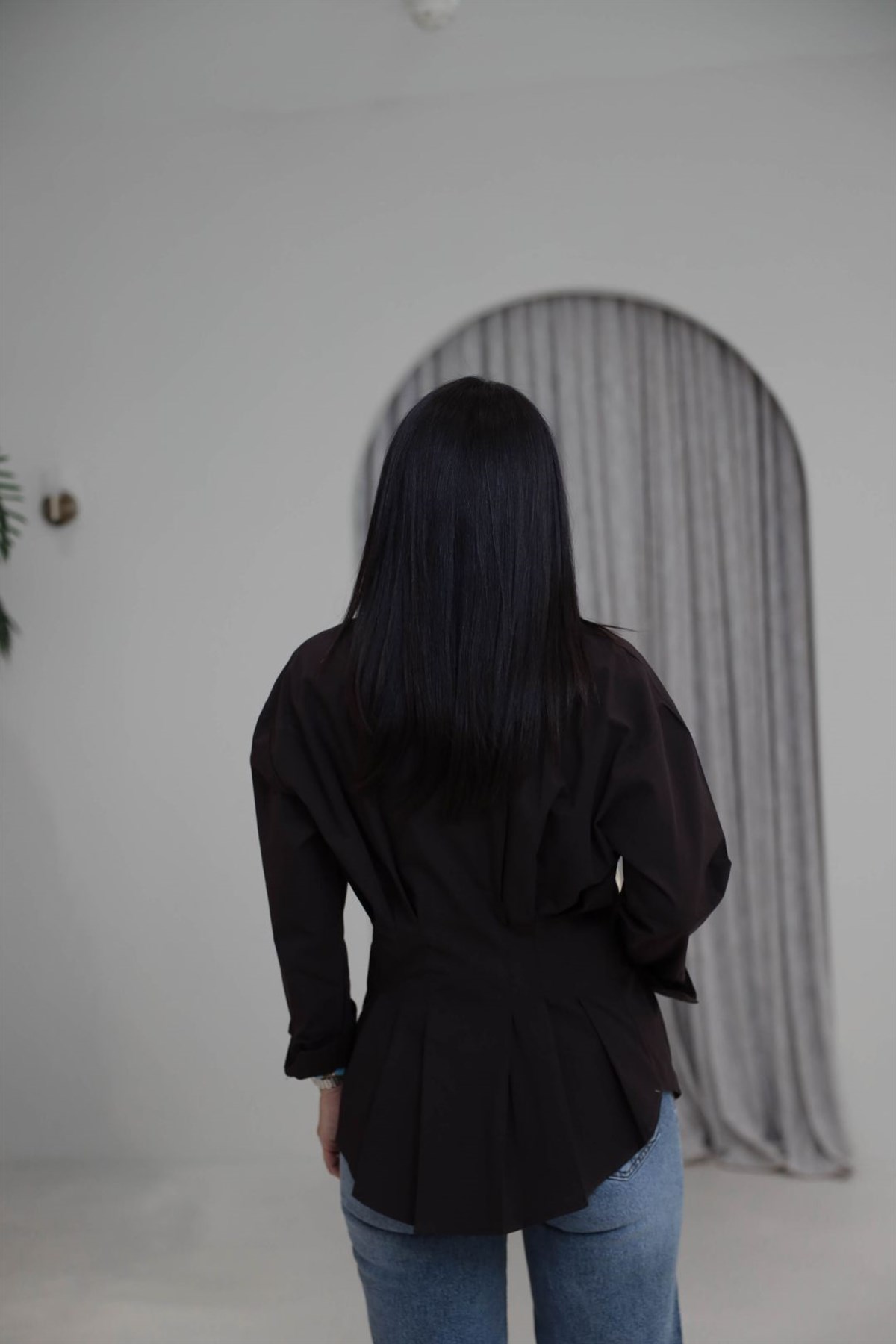 3013 Belden Oturtmalı Poplin Gömlek KAHVE