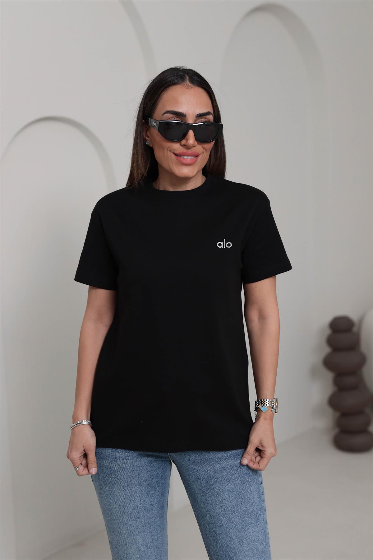 1022 Bisiklet Yaka Gümüş Yazı Detaylı Tshirt SİYAH