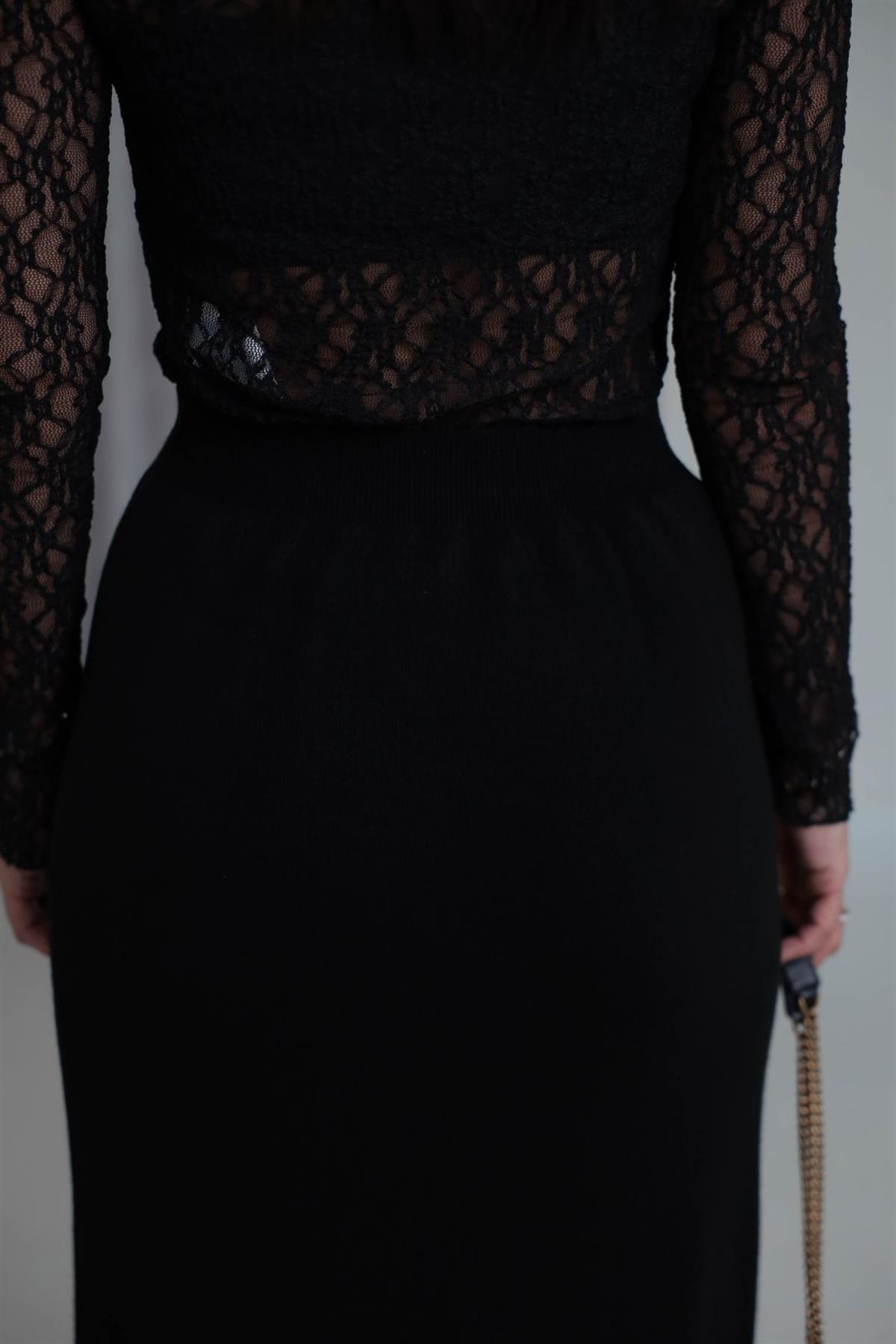 0144 Dantel Yırtmaçlı Triko Etek SİYAH