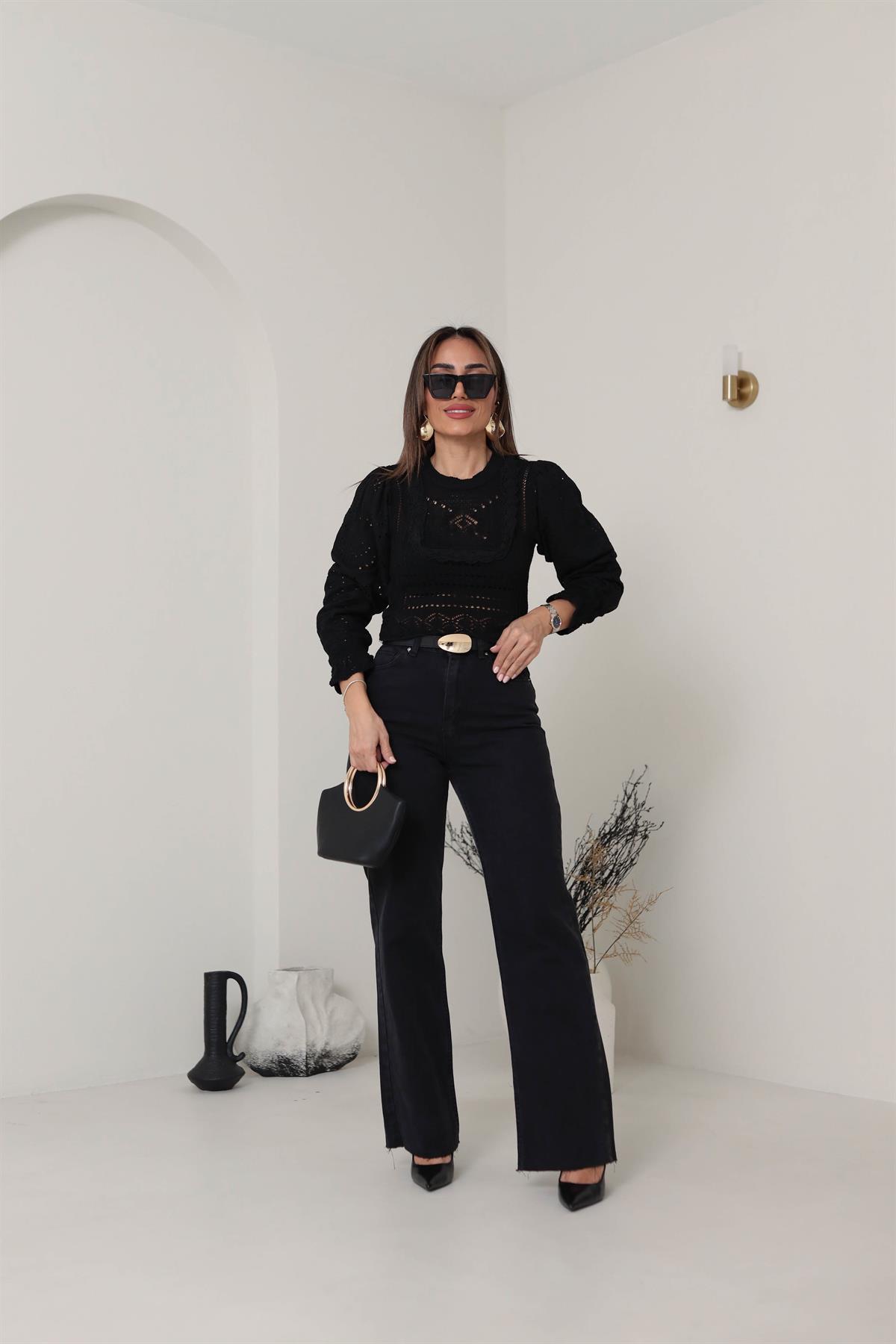 8058 Kol Fisto Detaylı Ajurlu Bluz SİYAH