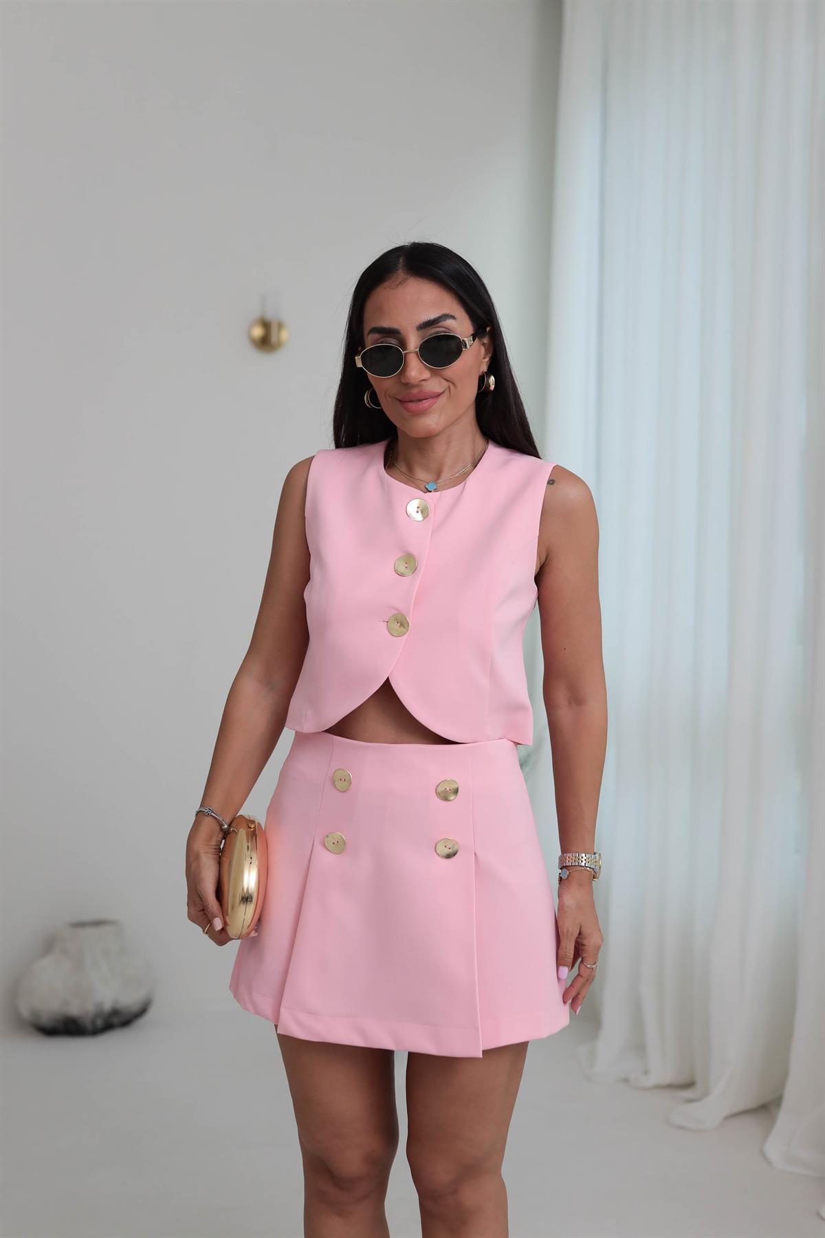 0294 Gold Düğmeli Crop Yelek & Şort Etekli Takım PEMBE