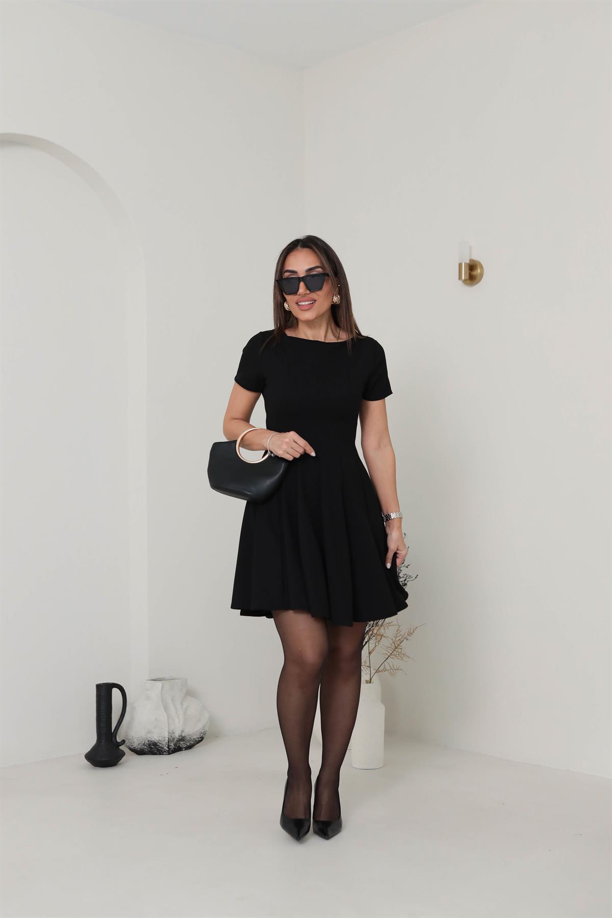 3680 Likralı Kısa Kol Kloş Elbise SİYAH
