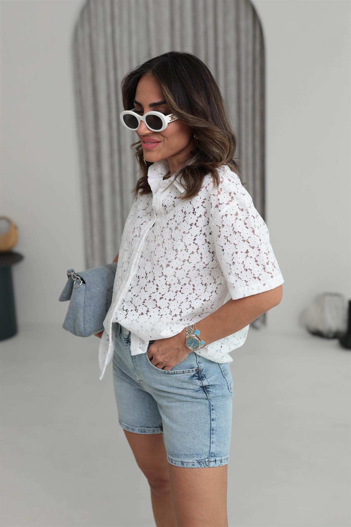 Çiçek Güpürlü Gömlek EKRU