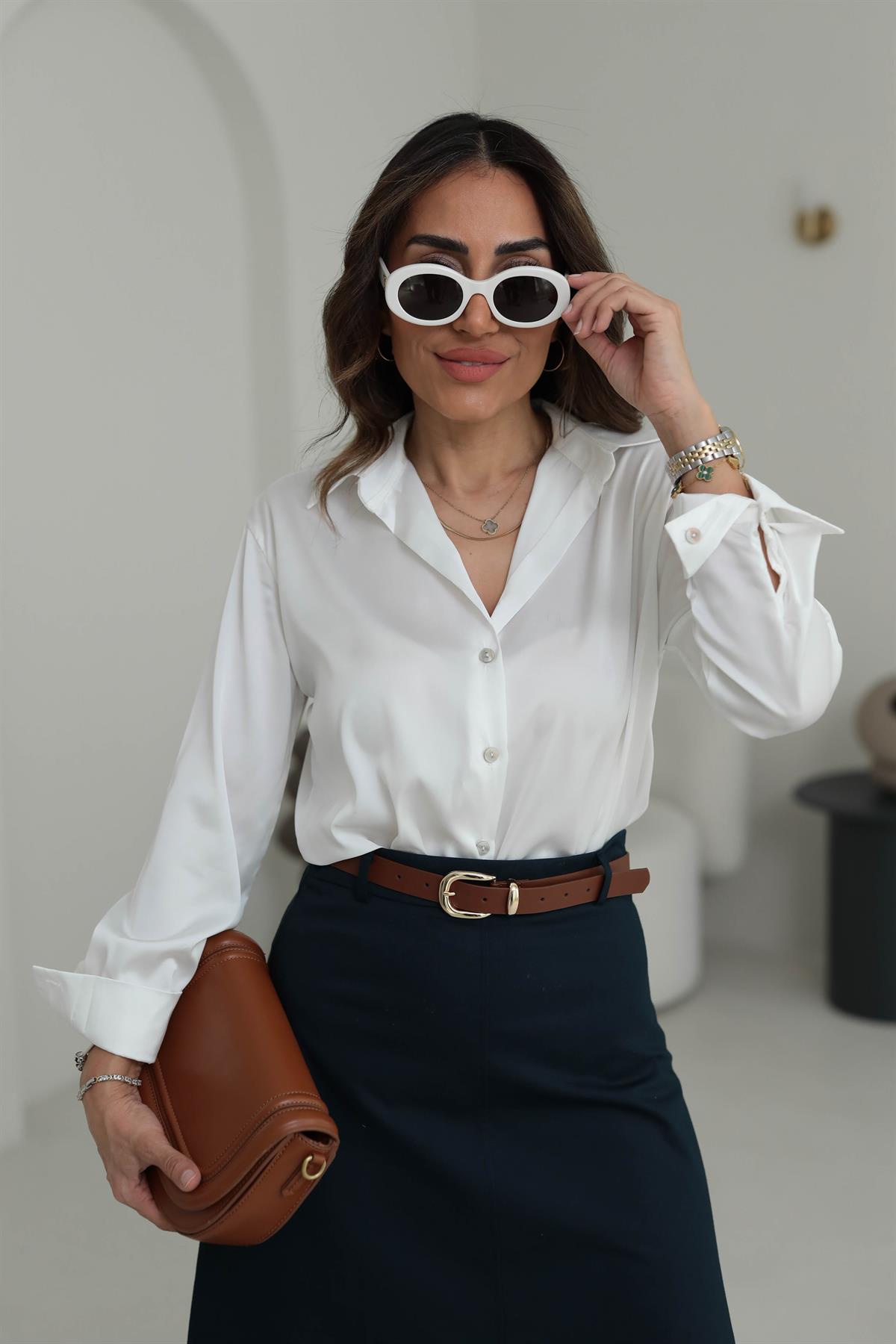 7917 Kolları Manşetli Saten Gömlek EKRU