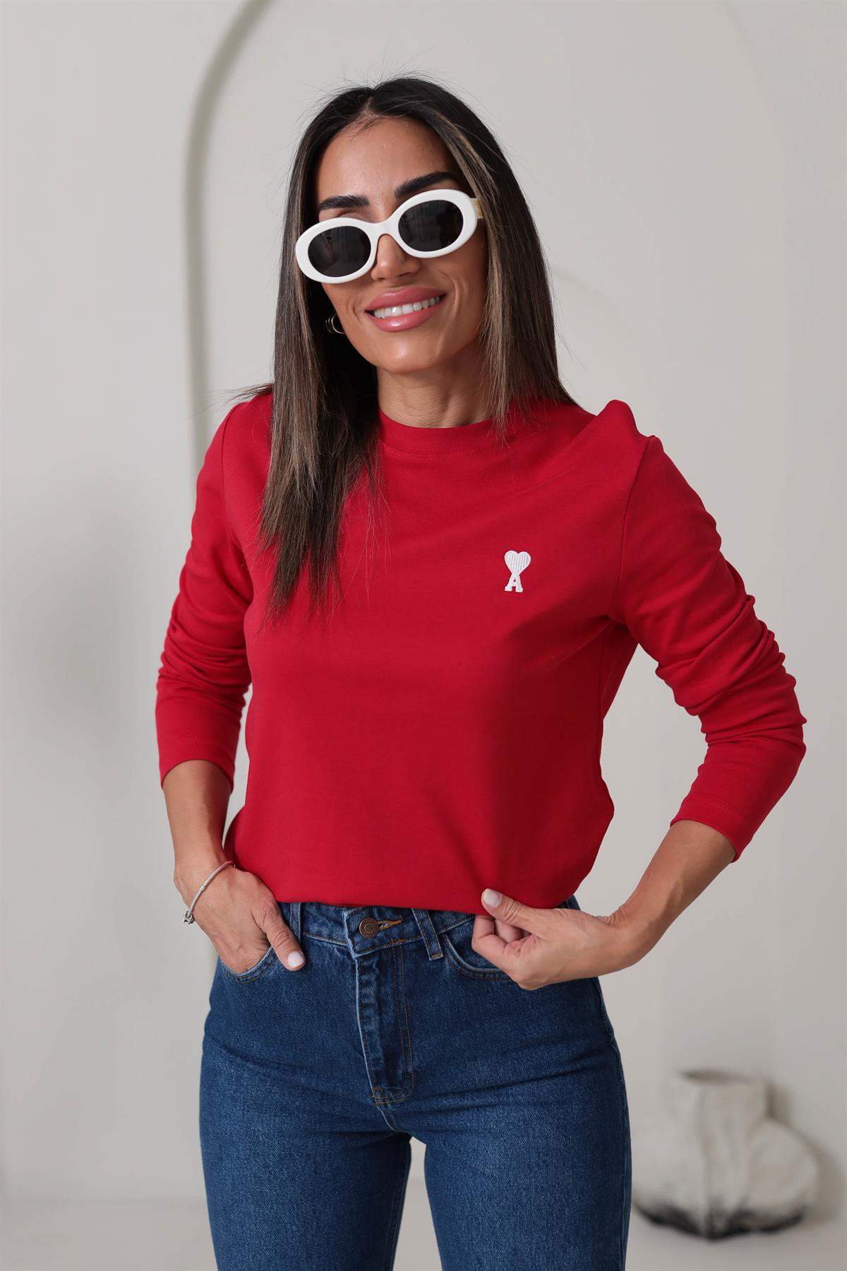 2103 Kalp Nakışlı Tok Doku Uzun Kol Bluz KIRMIZI