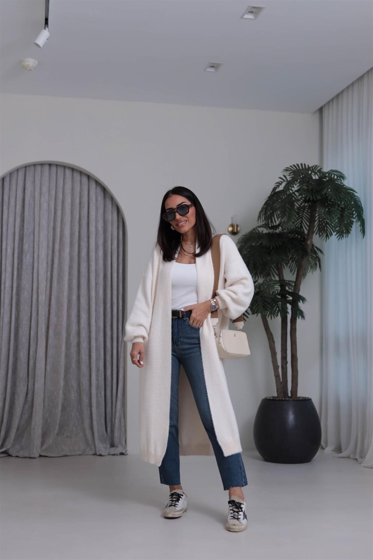 1015 Uzun Angora Hırka EKRU