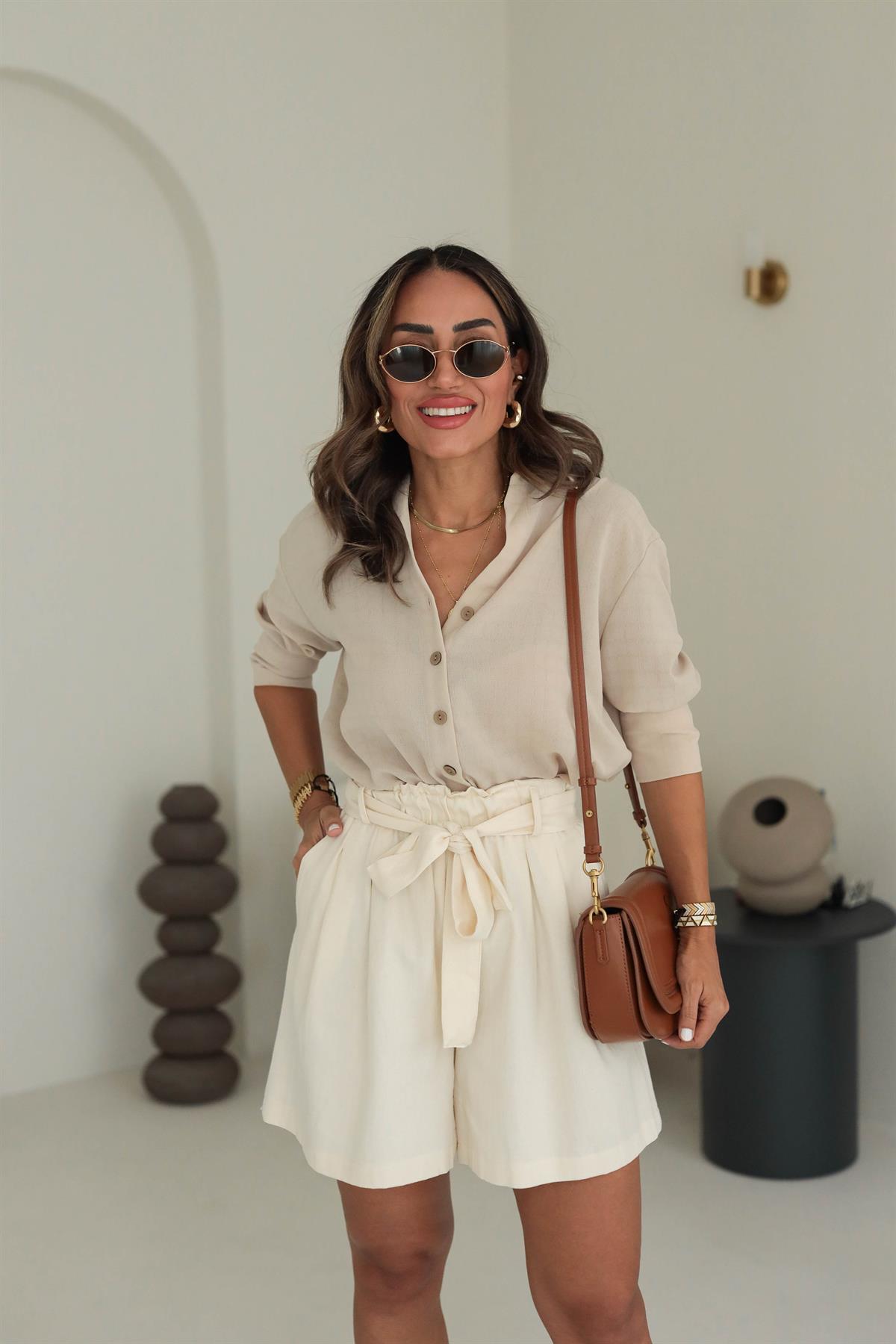 1691 Dokulu Tiril Gömlek BEJ