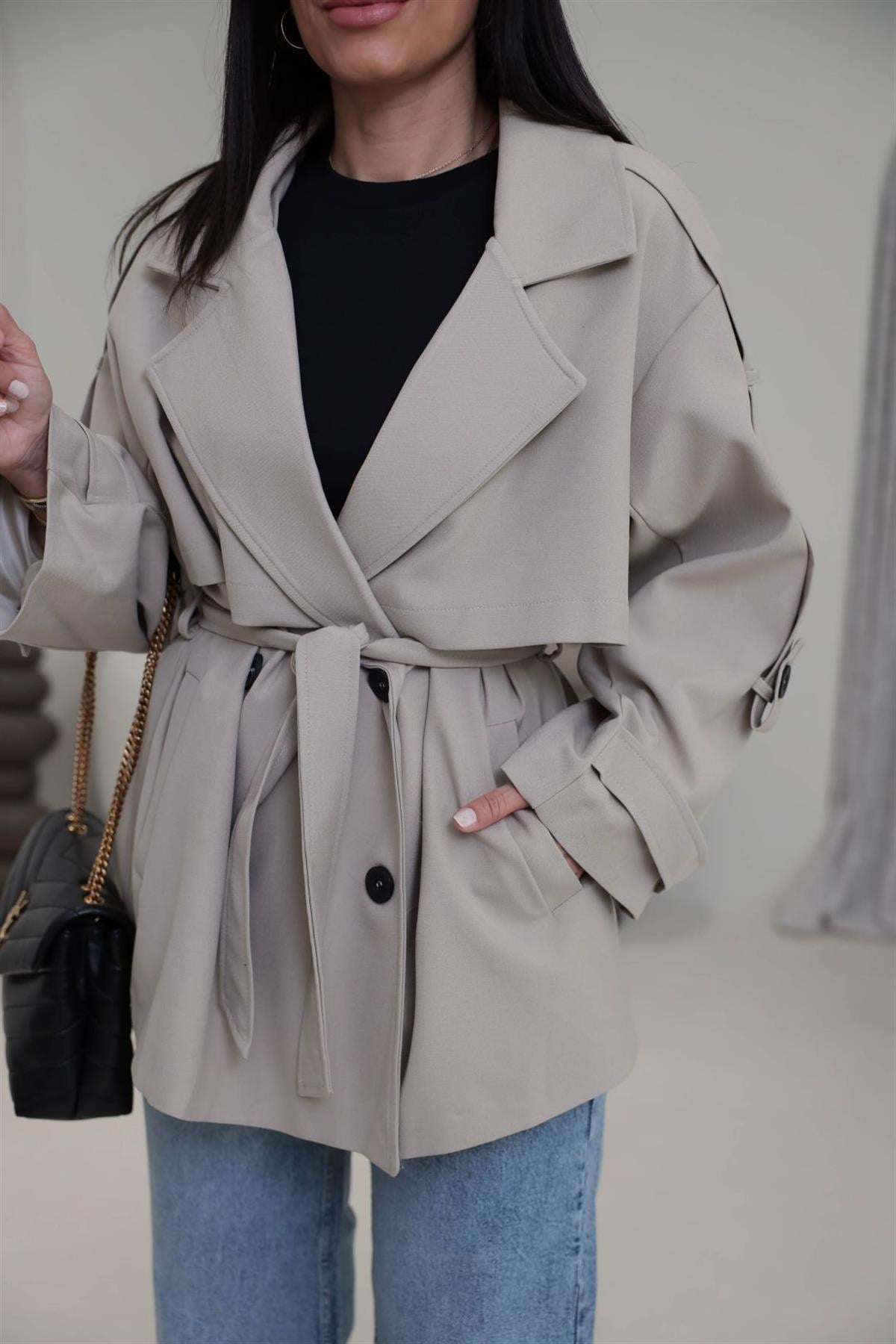 Apoletli Tasarım Astarlı Premium Kısa Trençkot CAMEL