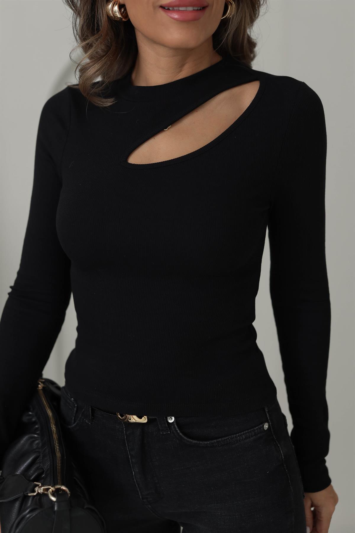 4438 Pencere Detay Bluz