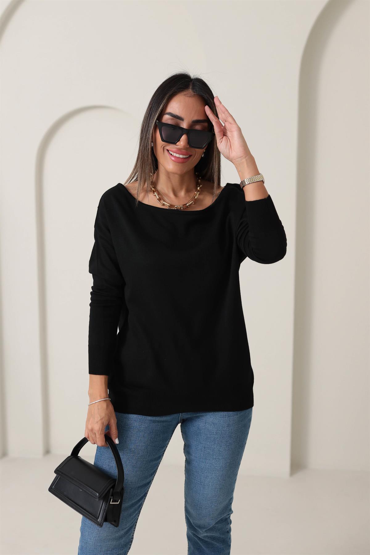 0734 Kayık Yaka T Kol Triko