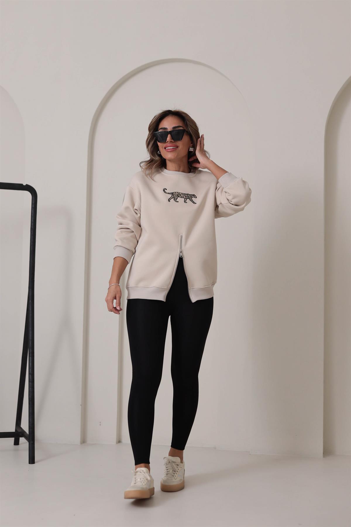 5617 Leopar Nakış Yarım Fermuarlı Şardonlu Sweatshirt BEJ
