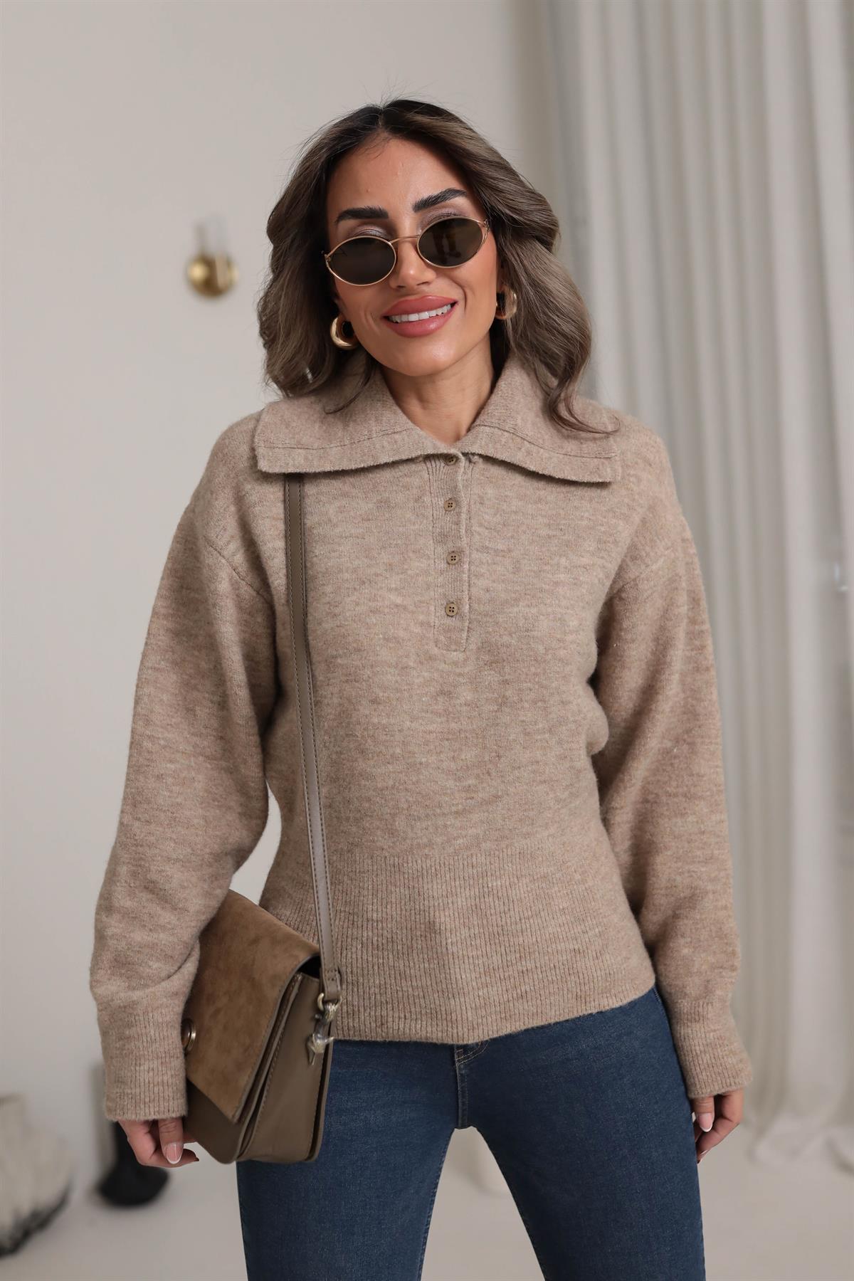 0679 Polo Yaka Yarım Düğmeli Kazak KOYU BEJ