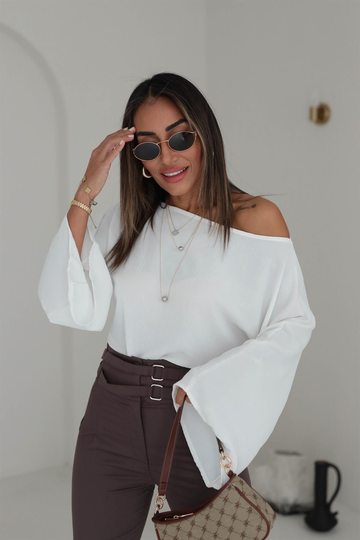 İthal Aerobin Kayık Yaka Bluz