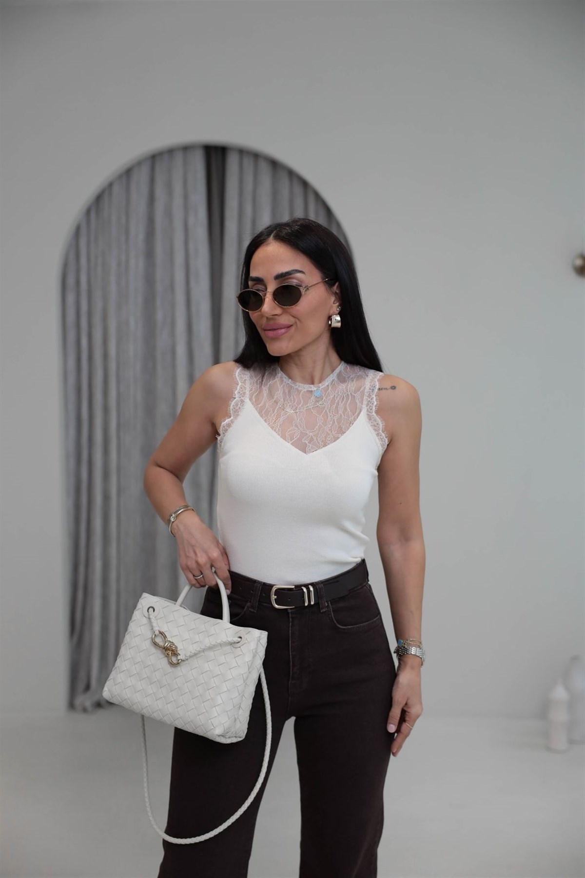 Dantel Garnili Sıfır Kol Triko Bluz KREM