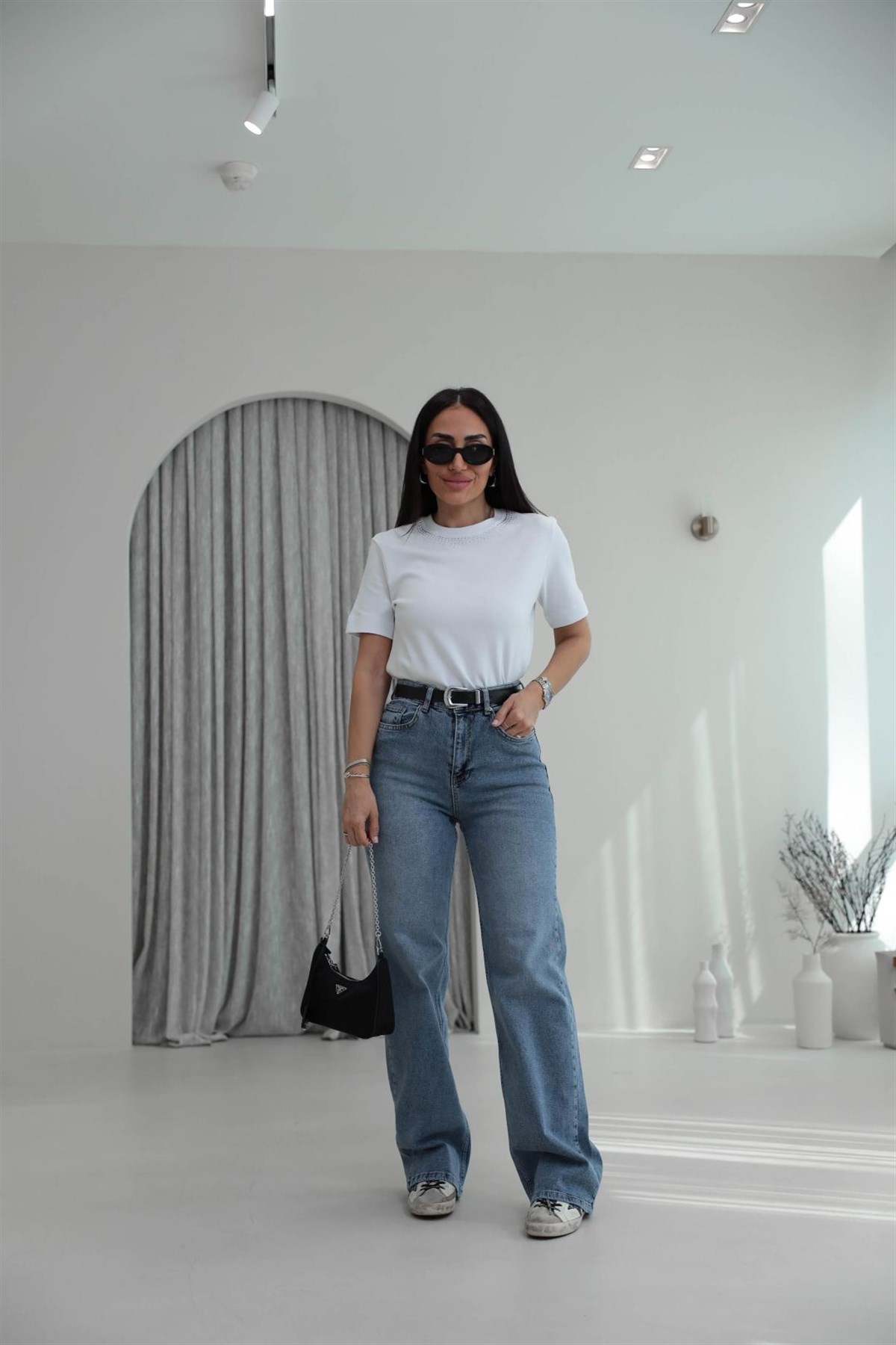 0224 Yakası Taşlı Pamuklu Massi Tshirt BEYAZ