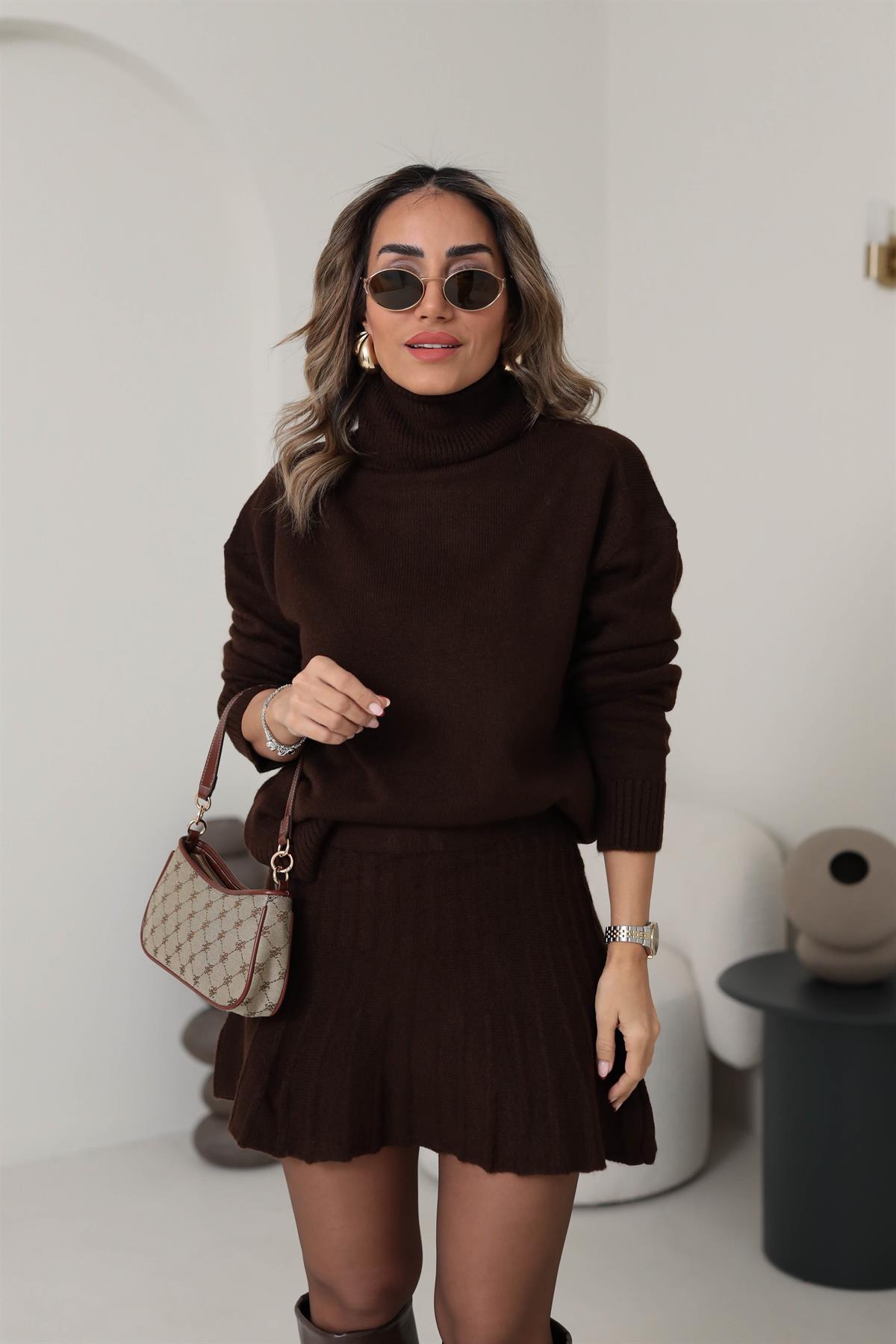 0919 Balıkçı Yaka Etekli Takım KAHVE