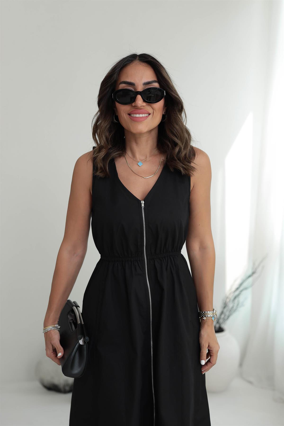 4864 Bel Lastikli Fermuarlı Poplin Elbise SİYAH