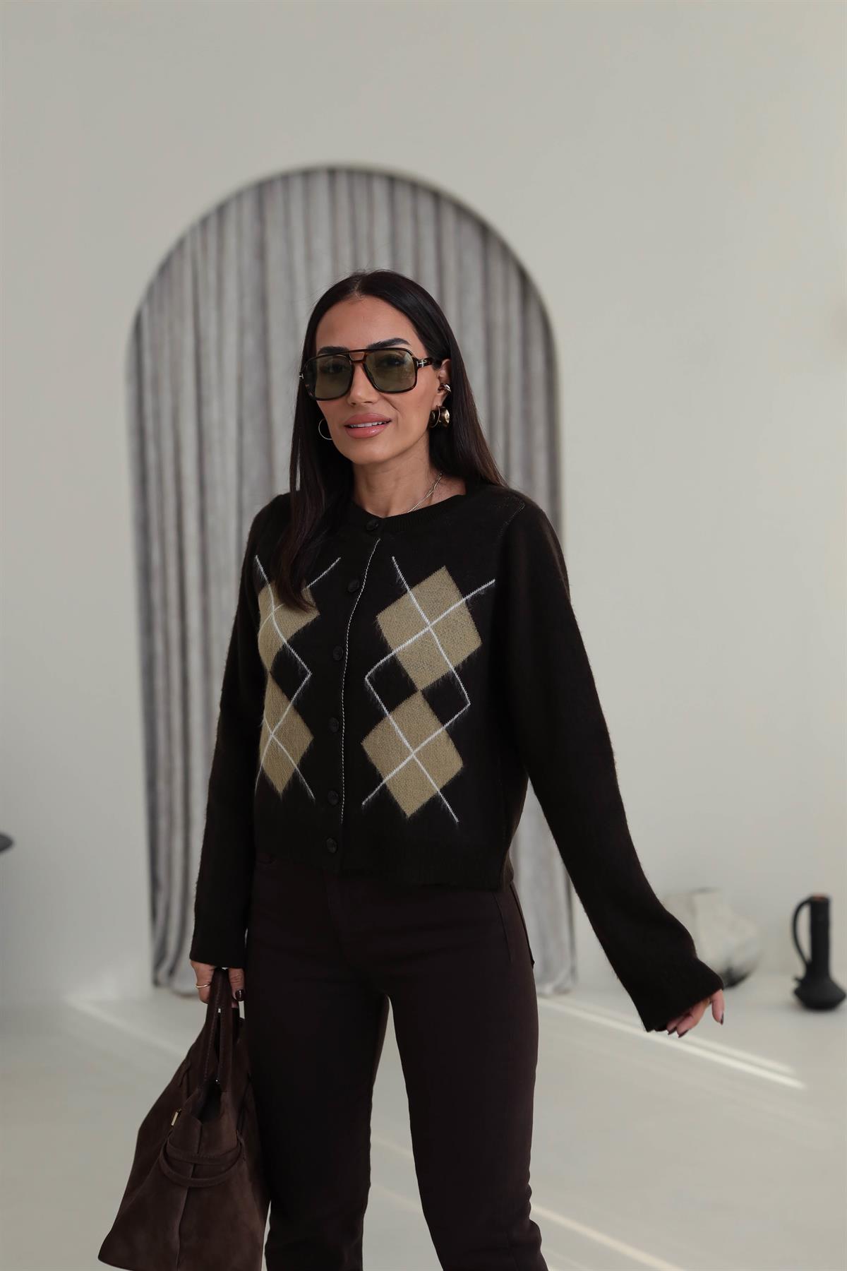 5263 Bisiklet Yaka Baklava Desen Massi Hırka KAHVE