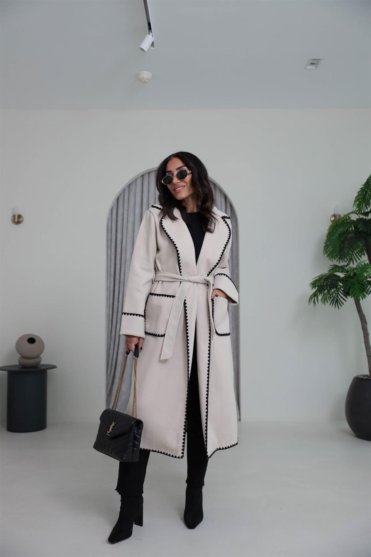 7636 Dikiş ve Cep  Detaylı Kuşaklı Kaban TAŞ