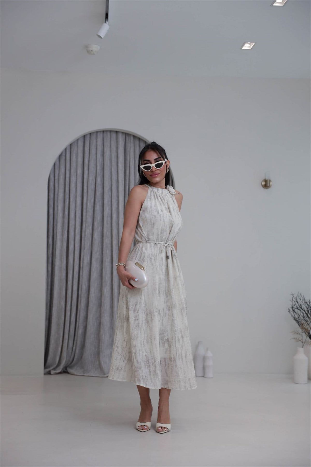 8280 Taşlı Halter Yaka Elbise BEJ