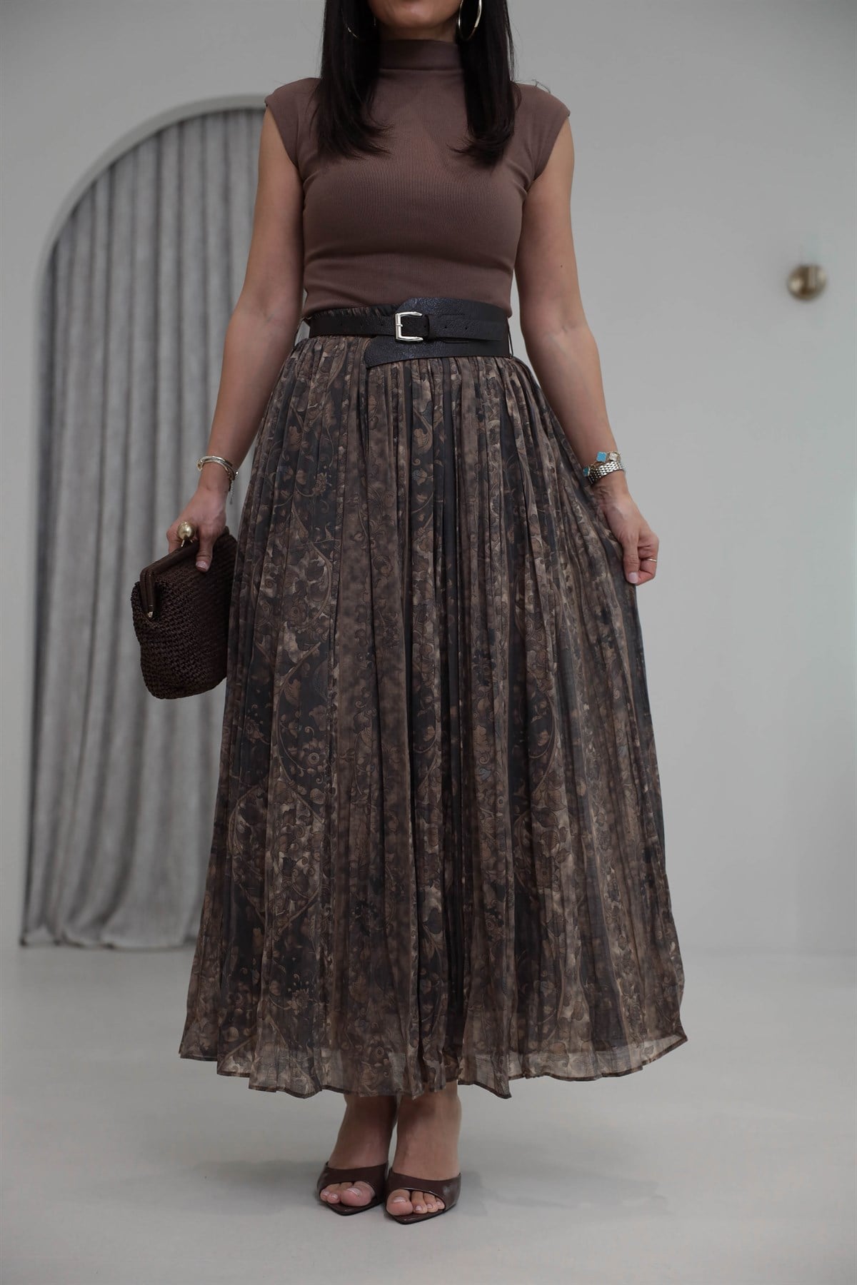 3374 Kemerli Pliseli Desenli Maxi Etek KAHVE