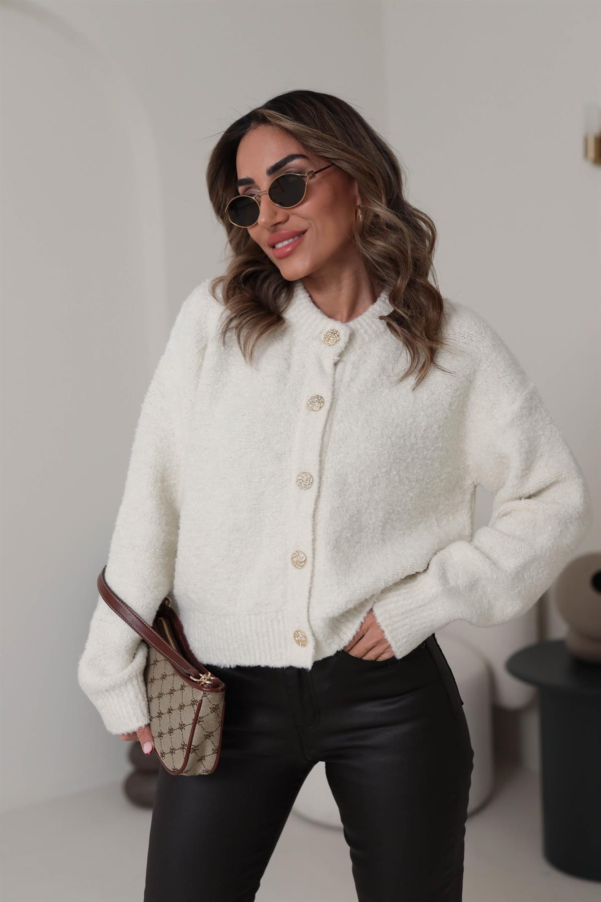 60276 V Yaka Düğmeli Buklet Triko Hırka EKRU