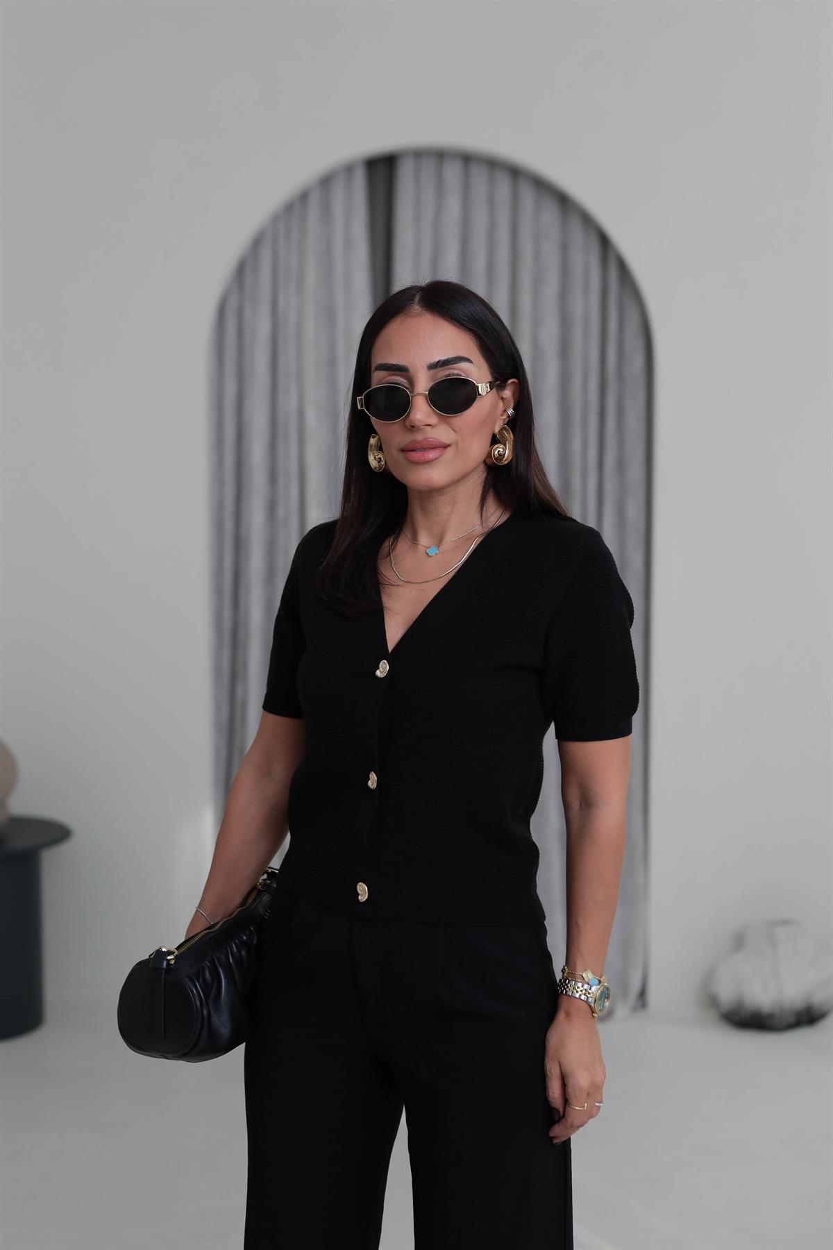 0069 Kısa Kol V Yaka Düğmeli Hırka SİYAH