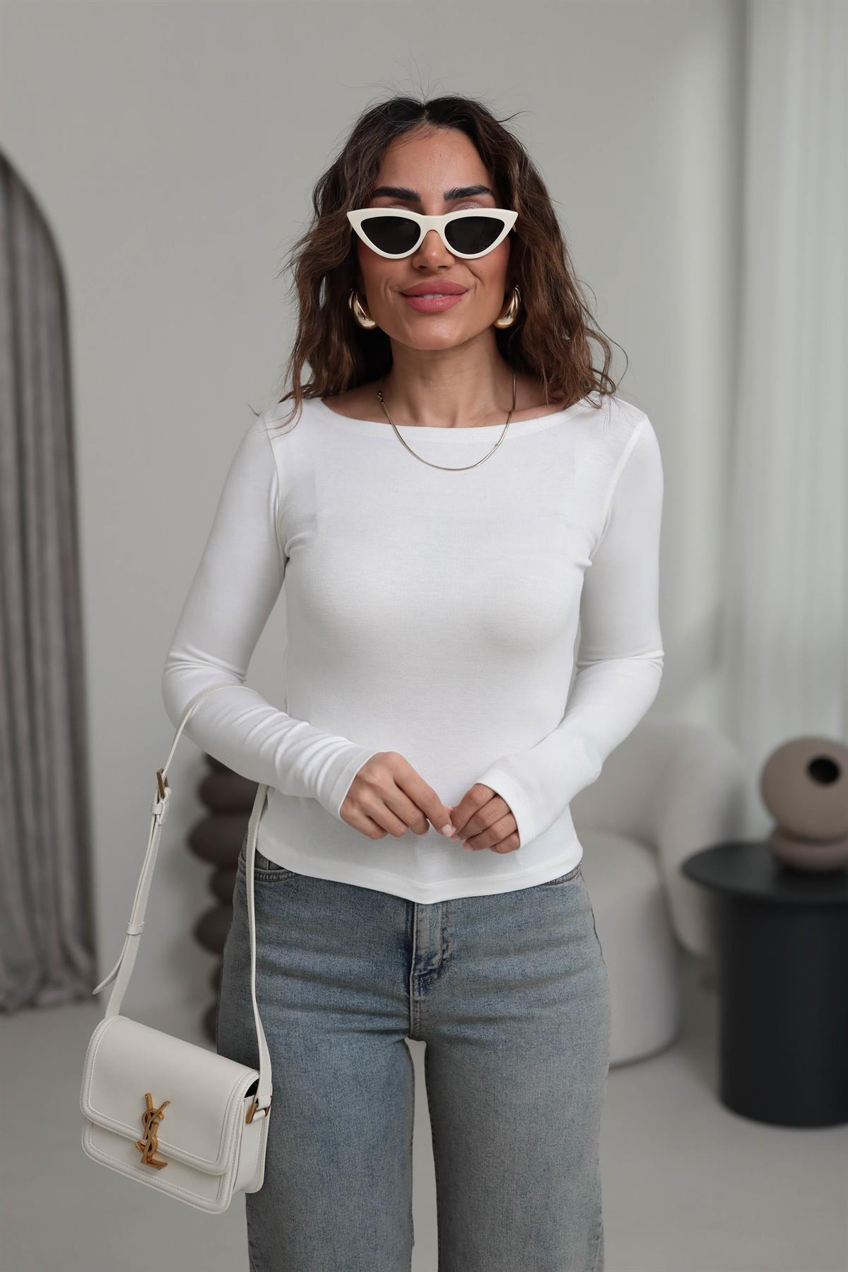 1025 Geniş Yaka Modal Bluz EKRU