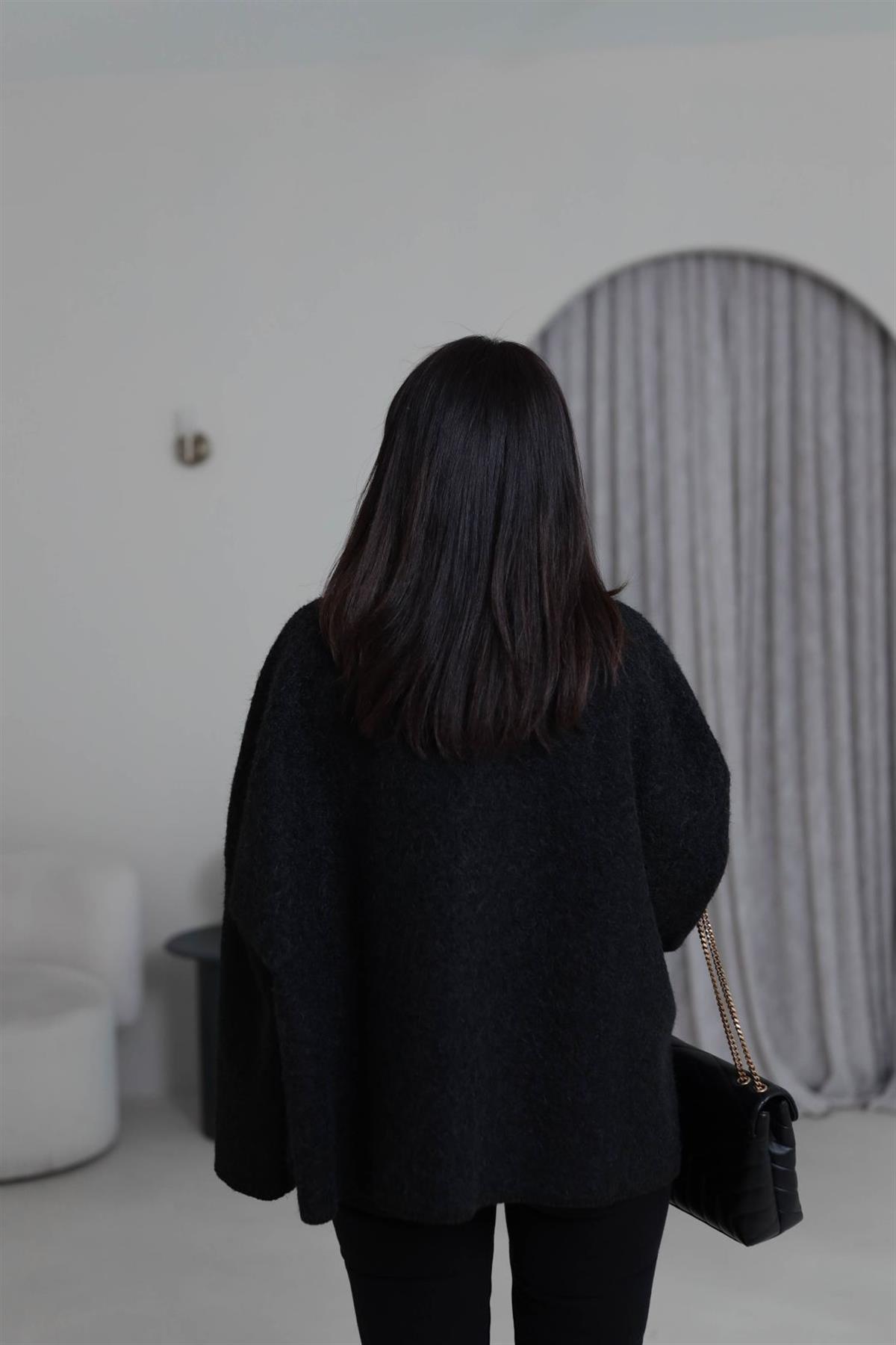 0563 Dikiş Detaylı Dik Yaka Kaşe Ceket SİYAH