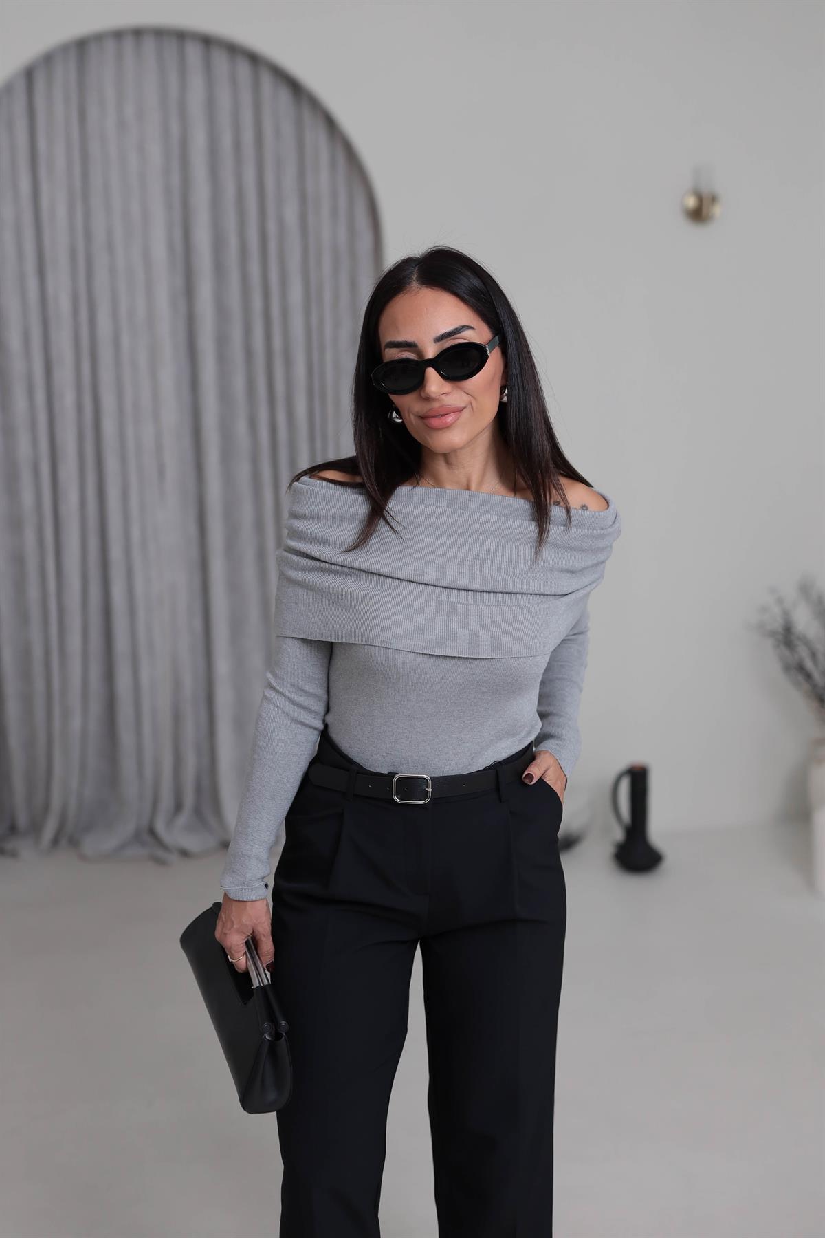 7687 Madonna Yaka Yumuşak Dokulu Triko GRİ