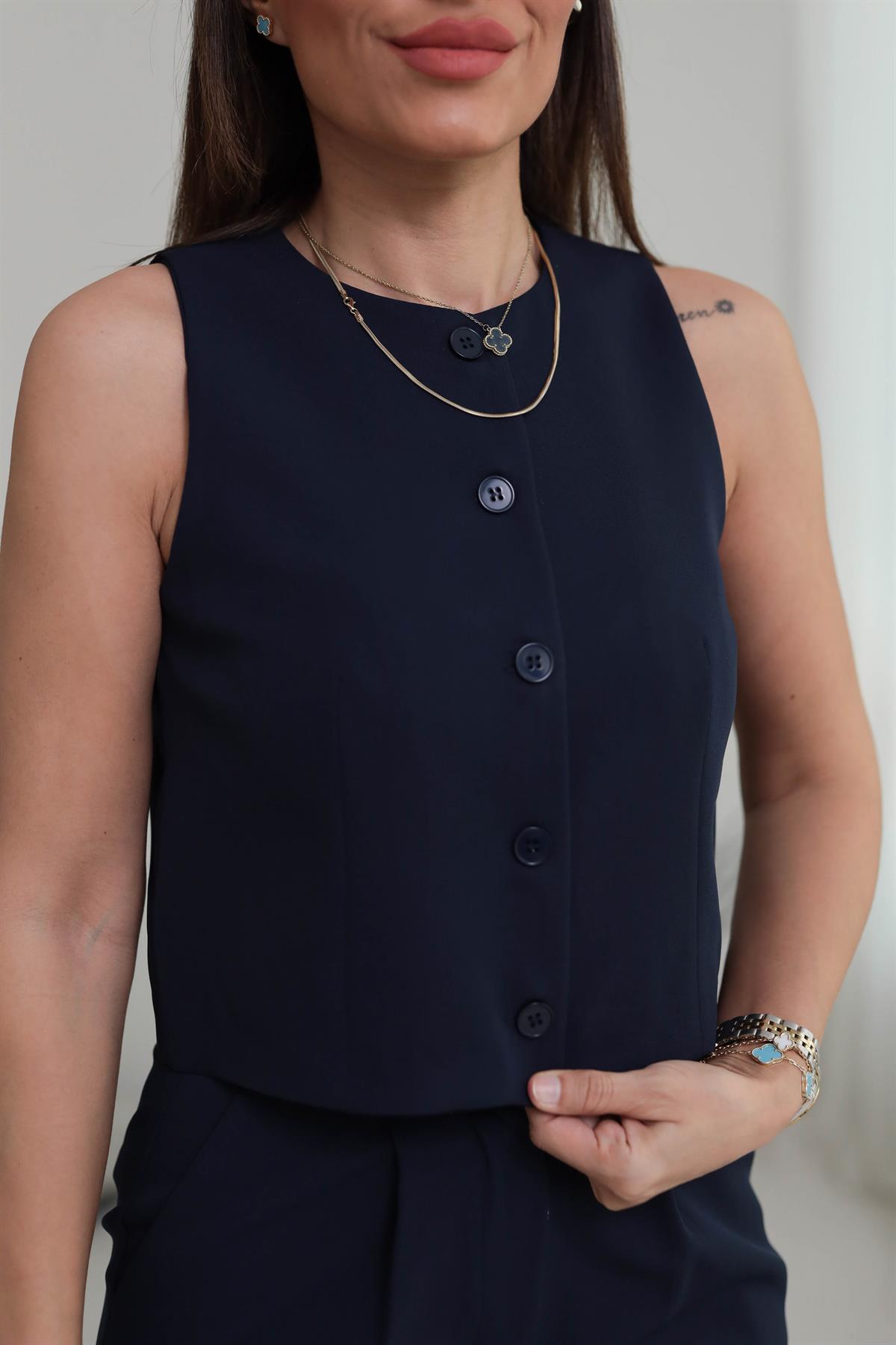 0005 Düğmeli Krep Yelek LACİVERT
