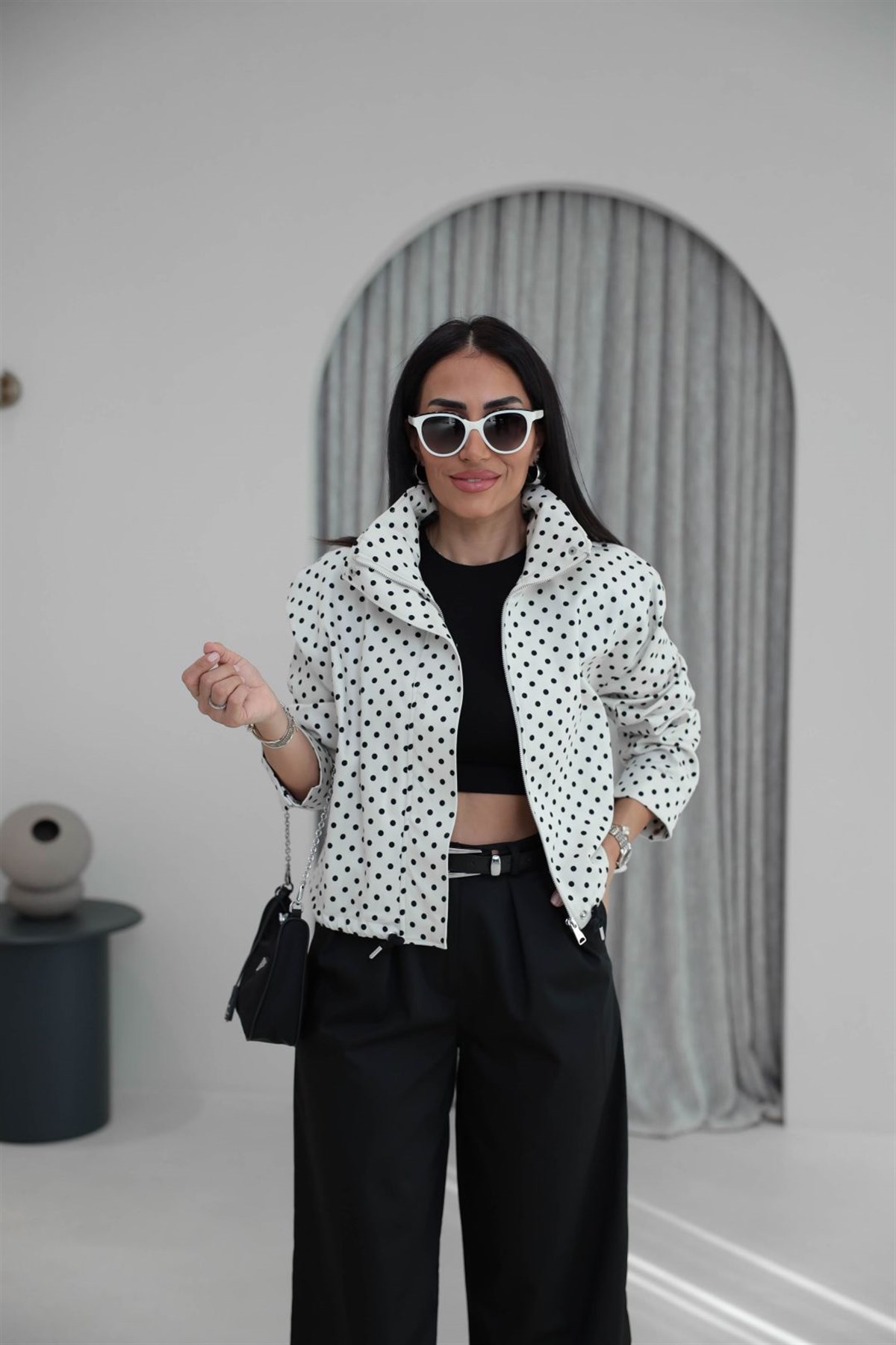 1381 Puantiye Esnek Kumaş Dik Yaka Bomber Ceket KREM