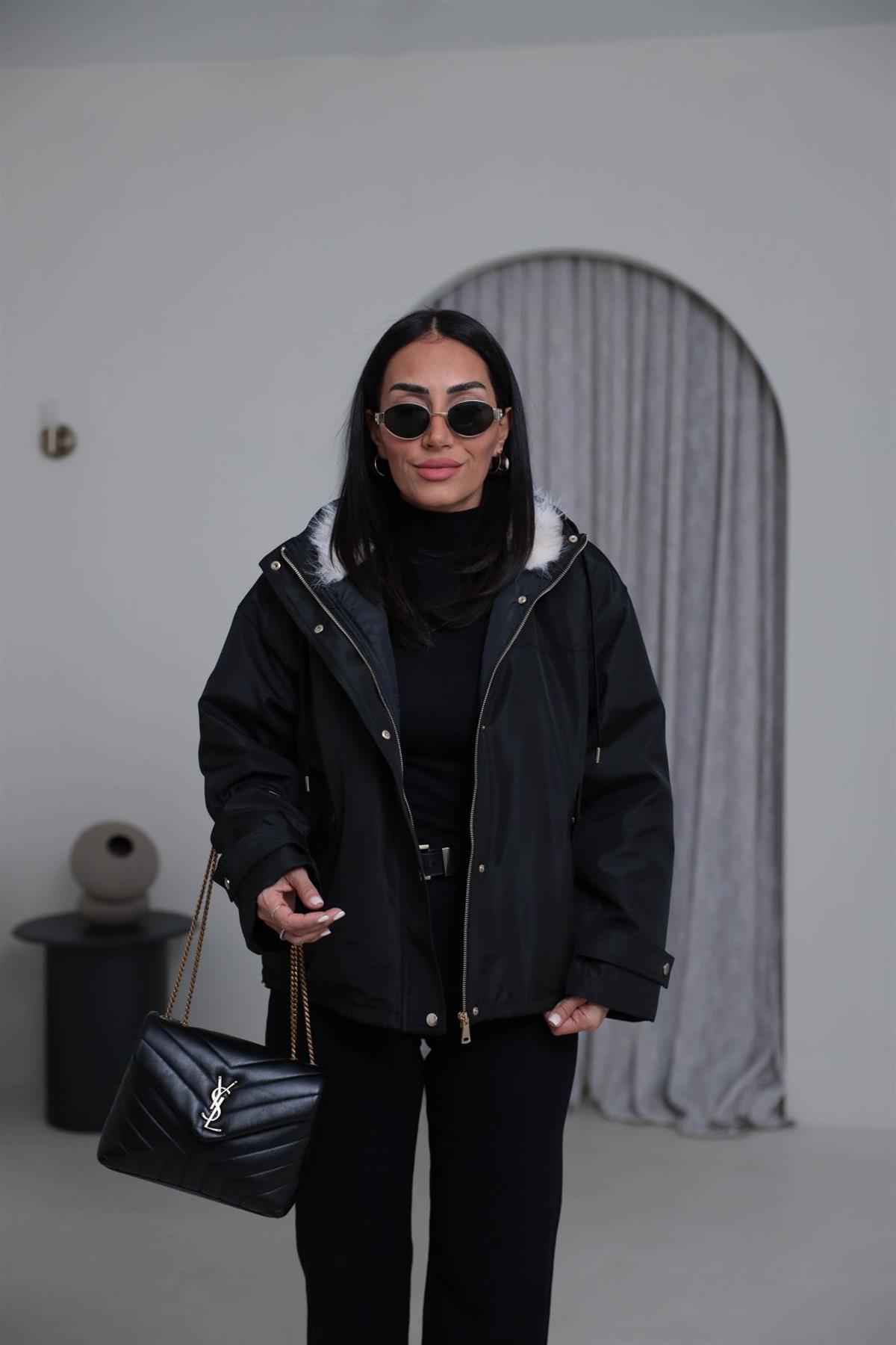 6875 Kapşonu Fermuar Detaylı Çıtçıtlı Mont SİYAH