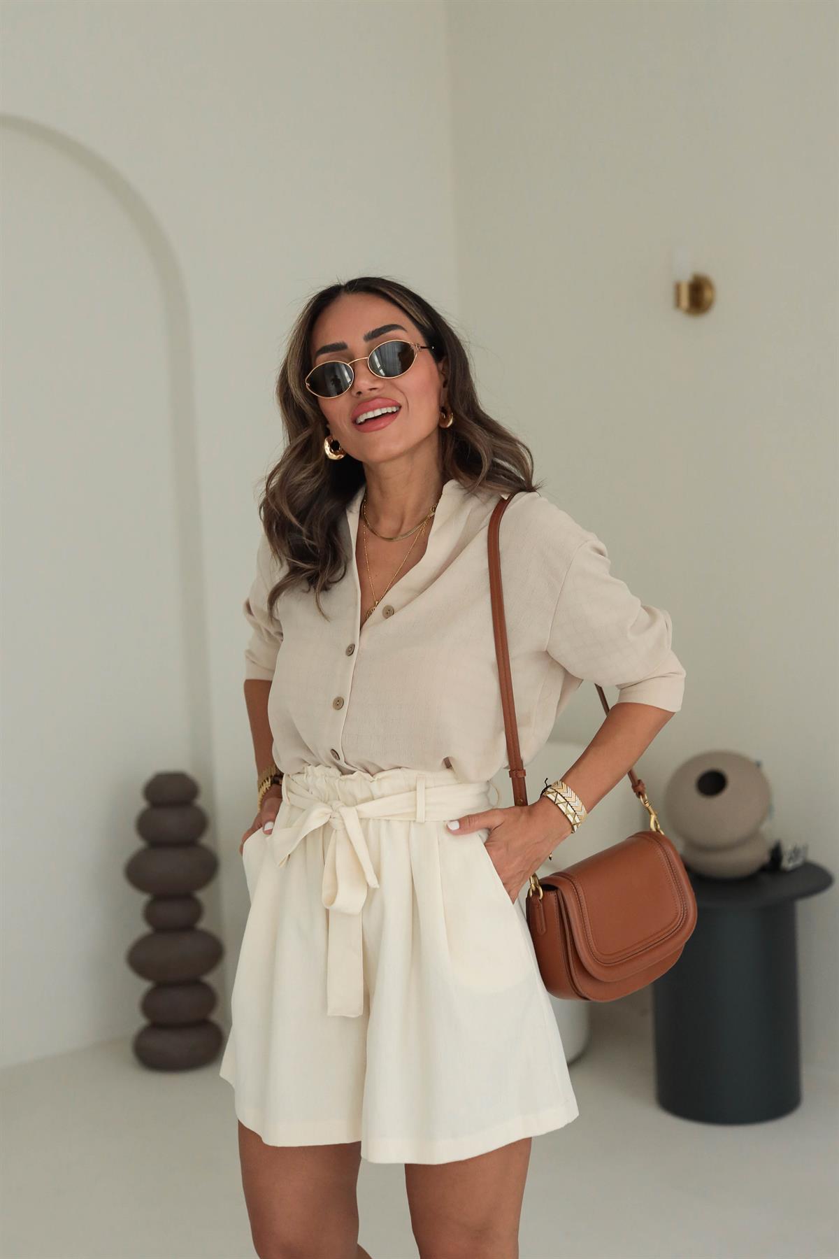 1691 Dokulu Tiril Gömlek BEJ