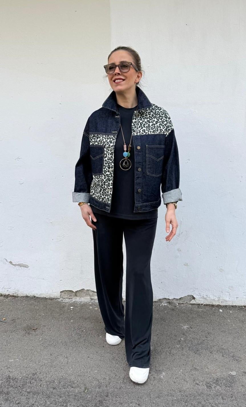 Leopar Detaylı Kot Ceket