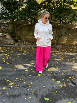 Ekru Kalp Nakışlı Sweat