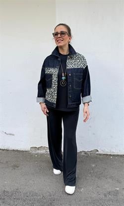 Leopar Detaylı Kot Ceket