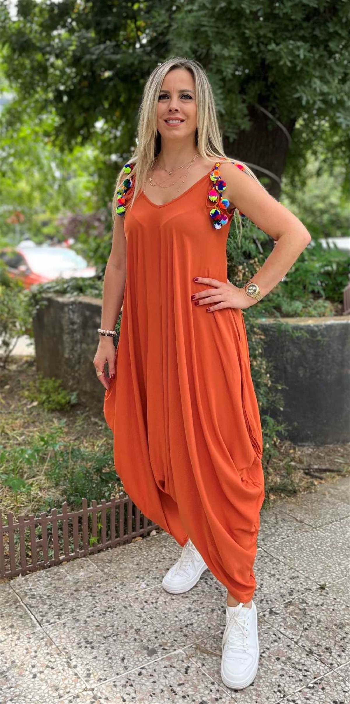 Ponponlu İp Askı Bağlama Detaylı Tulum