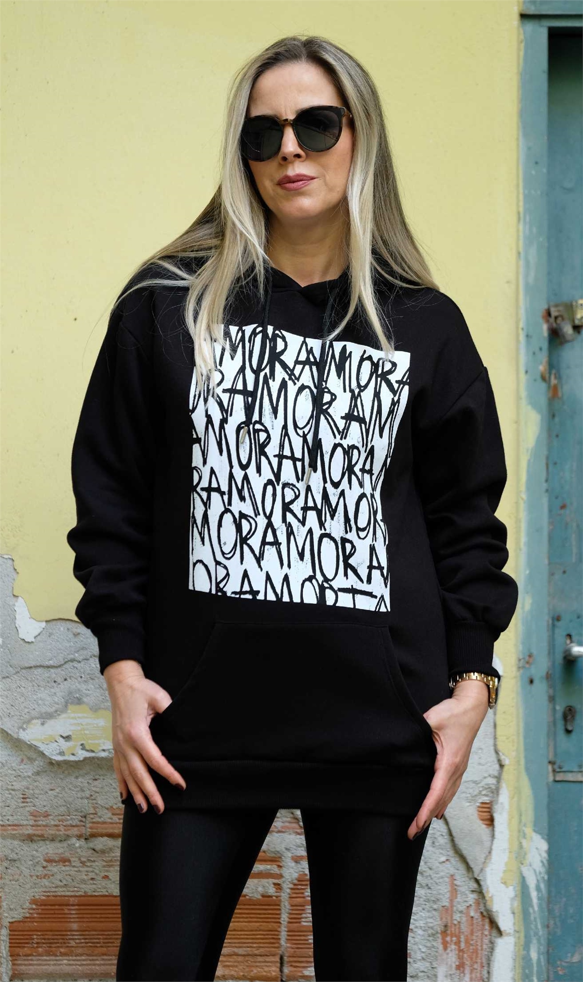 Siyah Amor Baskılı Kapüşonlu Şardonlu Sweat