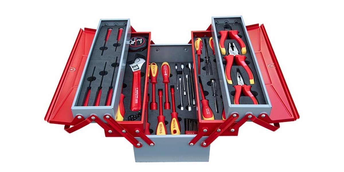Metal Takım ÇantasıİZELTAŞ ELEKTRİKÇİ TAKIM ÇANTASI 45 PARÇA 5 GÖZLÜ