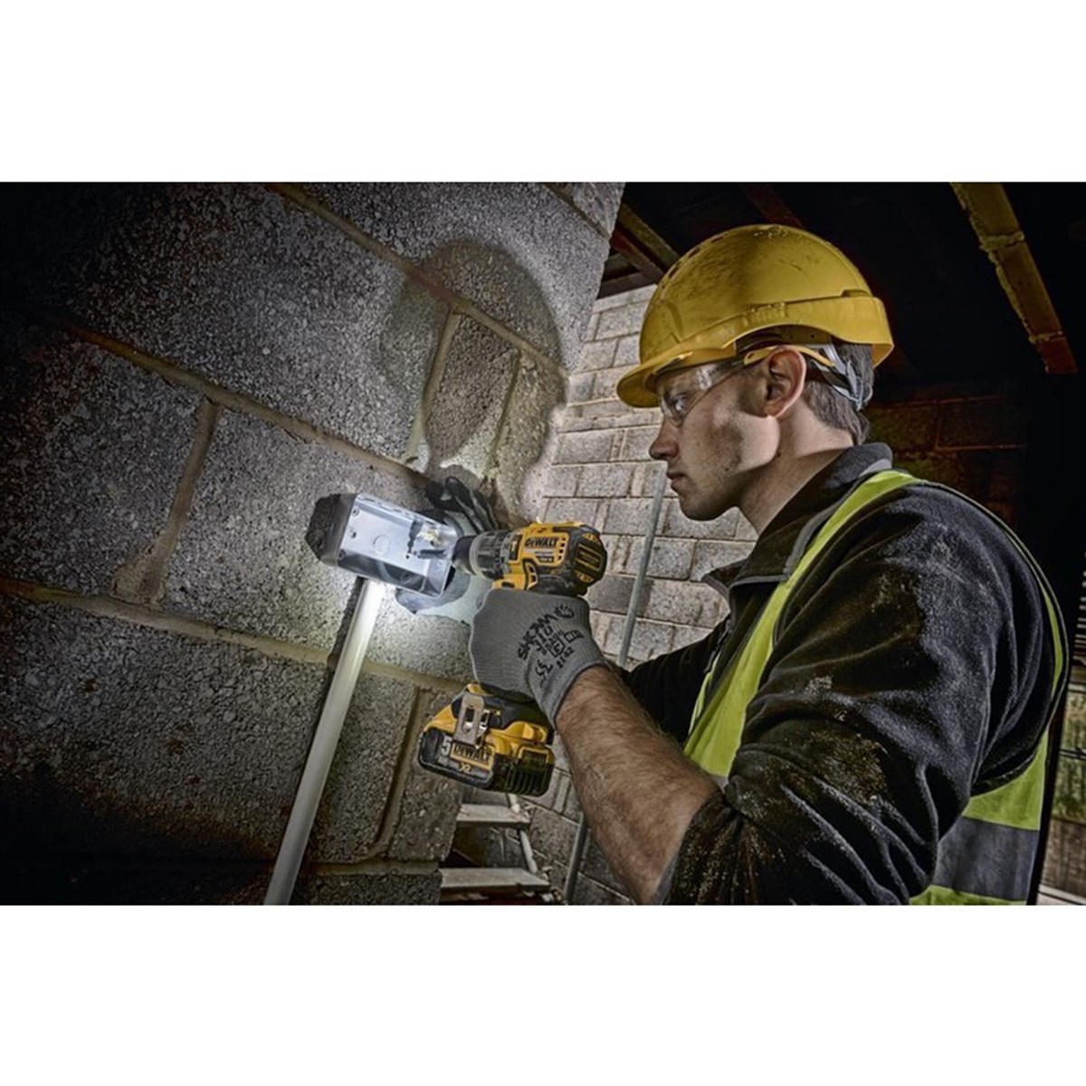 Dewalt Dcd791P2 18 V Çift Akülü Matkap - Malzeme Evi