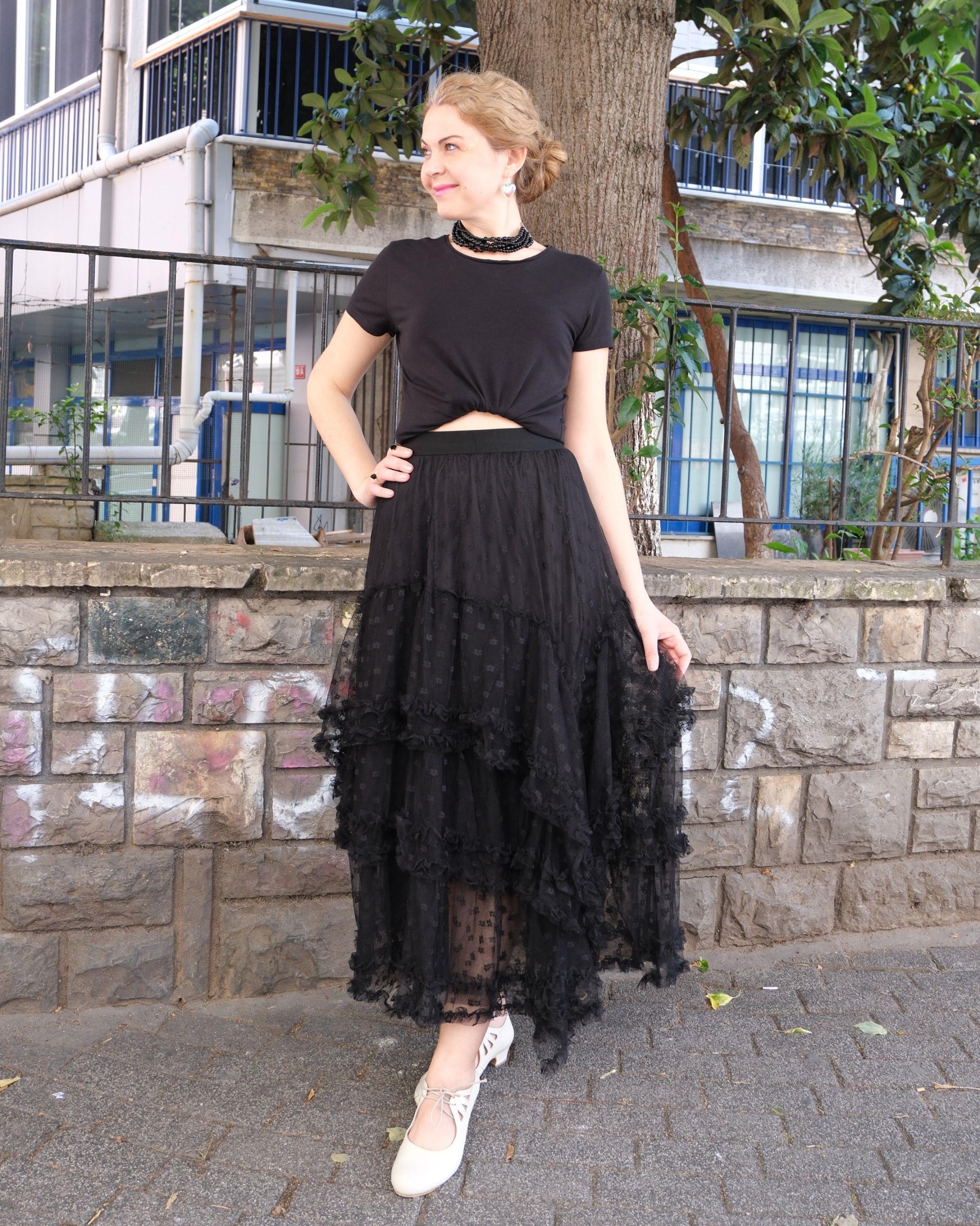Siyah Katmanlı Tül Vintage Etek