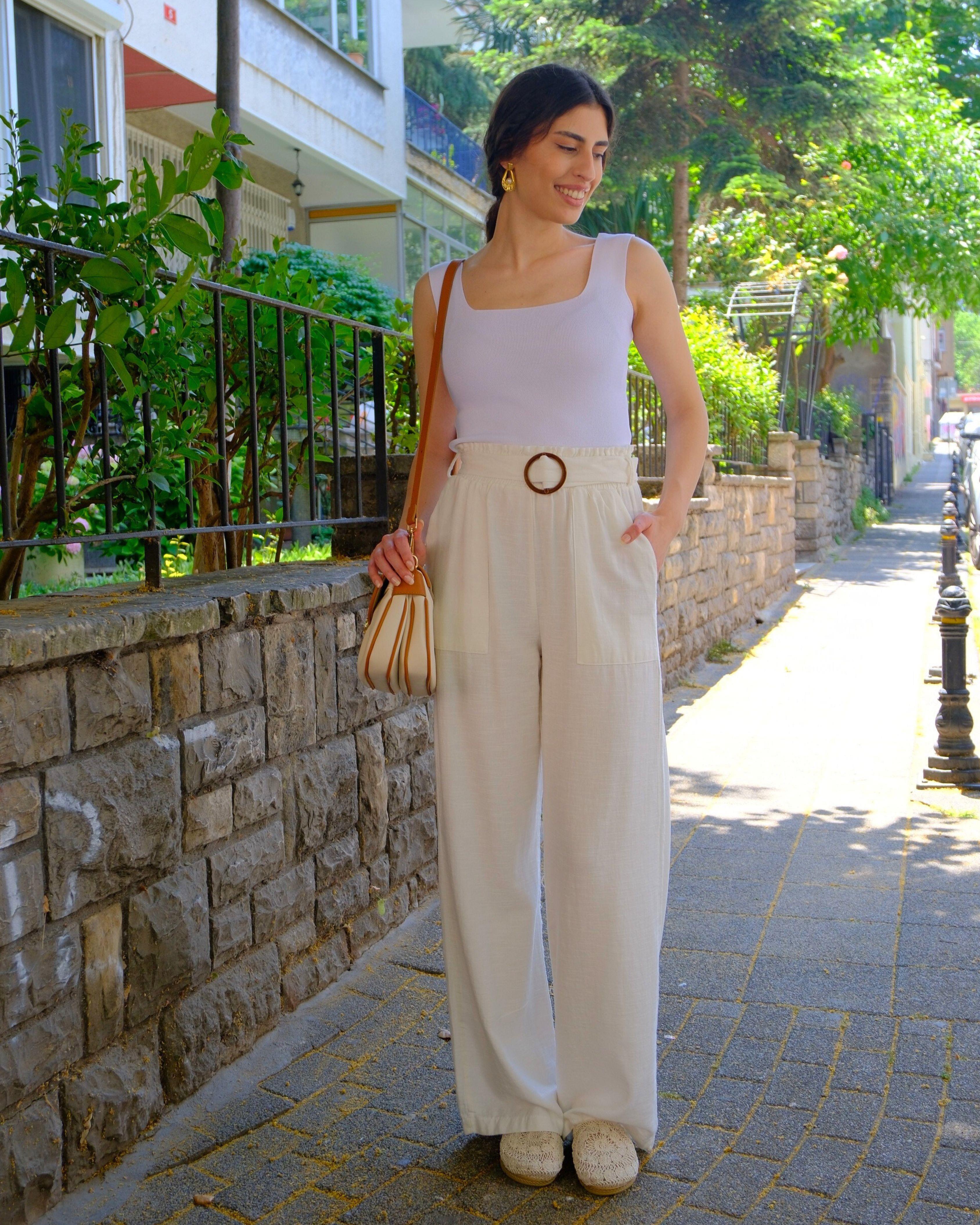 Kemer Detaylı Geniş Paça Pantolon