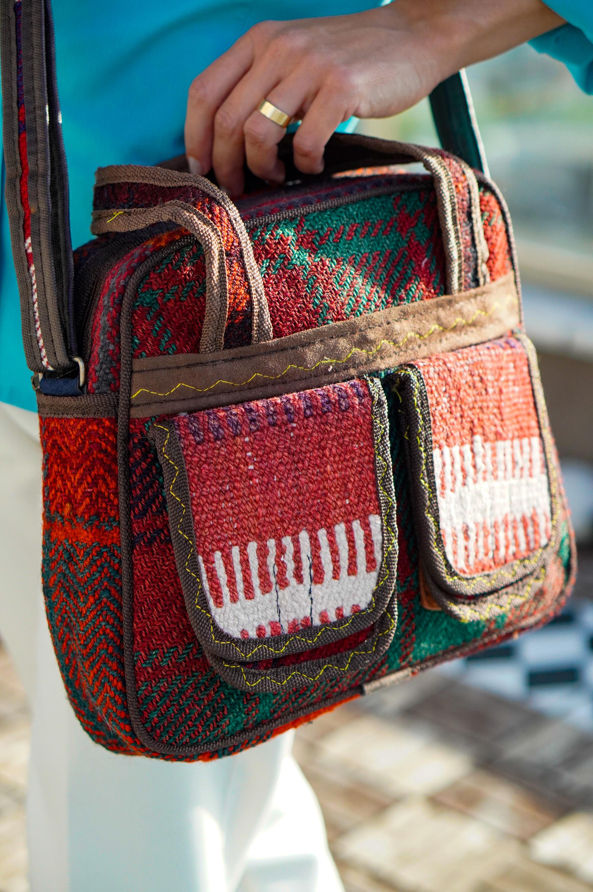 Nomad Bag / Kilim Desenli Çift Cepli Çanta
