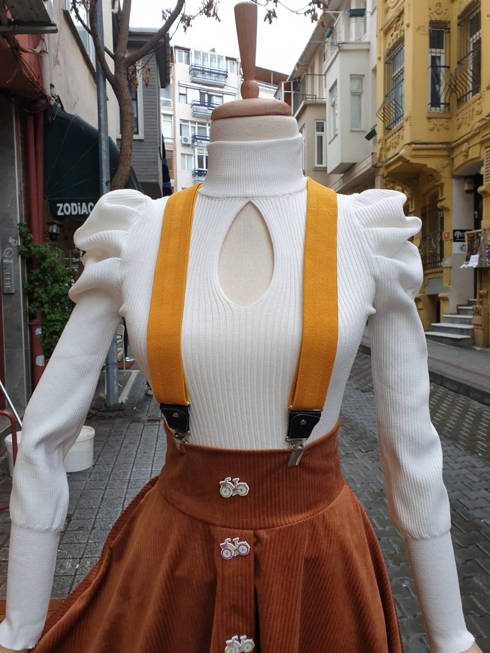 Sarı Pantolon Askısı
