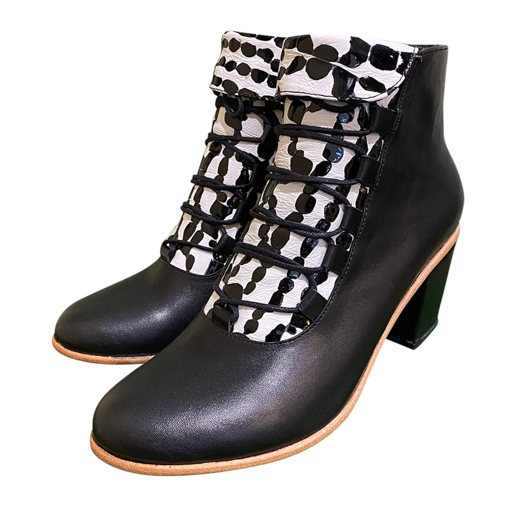 Lara BCKBO-13 Kadın Bot